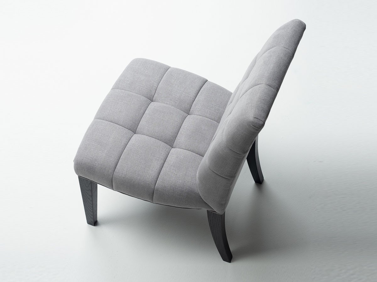 【コンプレックス/COMPLEX / GOODS】のGHOST CHAIR / ゴースト チェア 人気、トレンドファッション・服の通販 founy(ファニー) 　キルティング　Quilting　フレーム　Flame　ラグジュアリー　Luxury　ホーム・キャンプ・アウトドア・お取り寄せ　Home,Garden,Outdoor,Camping Gear　家具・インテリア　Home Furniture & Interior. Stylish & Functional Living Spaces　チェア・椅子　Chair　ダイニングチェア　Dining Chair　other-6|ID: prp329100001294265 ipo3291000000031468104