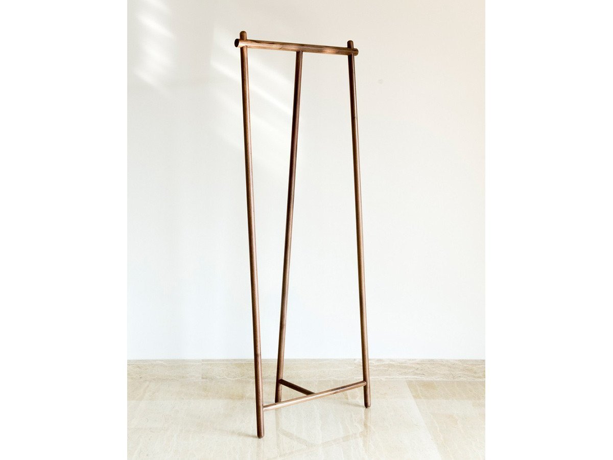 【イカサ/IKASAS / GOODS】のSUIPPO COAT HANGER / スイッポ コートハンガー 人気、トレンドファッション・服の通販 founy(ファニー) 　クール　Cool, Chic　ホーム・キャンプ・アウトドア・お取り寄せ　Home Living / Home & Lifestyle / Camping Gear / Outdoor Camping　家具・インテリア　Home Furniture & Interior. Stylish & Functional Living Spaces　その他 インテリア雑貨、家具　Home Decor & Furniture Extras　other-5|ID: prp329100001329020 ipo3291000000031517860