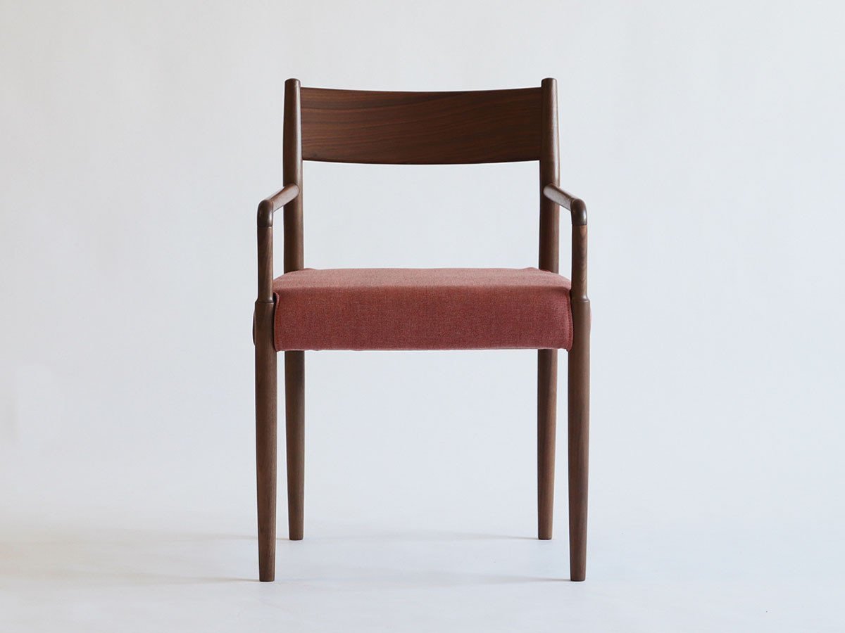 【イカサ/IKASAS / GOODS】のSUIPPO ARM CHAIR / スイッポ アームチェア インテリア・キッズ・メンズ・レディースファッション・服の通販 founy(ファニー) 　送料無料　Free Shipping　クール　Cool, Chic　スタンダード　Standard, Basic　軽量　Lightweight, Ultra Light　ホーム・キャンプ・アウトドア・お取り寄せ　Home Living / Home & Lifestyle / Camping Gear / Outdoor Camping　家具・インテリア　Home Furniture & Interior. Stylish & Functional Living Spaces　チェア・椅子　Seating & Chairs　ダイニングチェア・木製チェア　Dining Chairs　ホーム・キャンプ・アウトドア・お取り寄せ　Home Living / Home & Lifestyle / Camping Gear / Outdoor Camping　家具・インテリア　Home Furniture & Interior. Stylish & Functional Living Spaces　チェア・椅子　Seating & Chairs　アームチェア・アクセントチェア　Armchairs & Accent Chairs　フレーム:ウォルナット、張地:V11|ID: prp329100001335463 ipo3291000000030195992