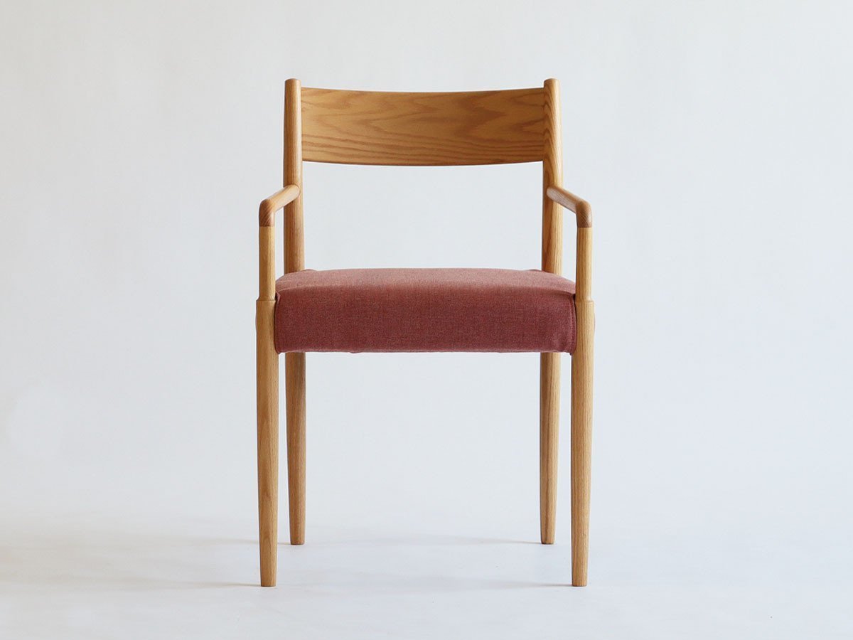 【イカサ/IKASAS / GOODS】のSUIPPO ARM CHAIR / スイッポ アームチェア インテリア・キッズ・メンズ・レディースファッション・服の通販 founy(ファニー) 　送料無料　Free Shipping　クール　Cool, Chic　スタンダード　Standard, Basic　軽量　Lightweight, Ultra Light　ホーム・キャンプ・アウトドア・お取り寄せ　Home Living / Home & Lifestyle / Camping Gear / Outdoor Camping　家具・インテリア　Home Furniture & Interior. Stylish & Functional Living Spaces　チェア・椅子　Seating & Chairs　ダイニングチェア・木製チェア　Dining Chairs　ホーム・キャンプ・アウトドア・お取り寄せ　Home Living / Home & Lifestyle / Camping Gear / Outdoor Camping　家具・インテリア　Home Furniture & Interior. Stylish & Functional Living Spaces　チェア・椅子　Seating & Chairs　アームチェア・アクセントチェア　Armchairs & Accent Chairs　フレーム:オーク、張地:V11|ID: prp329100001335463 ipo3291000000030196006