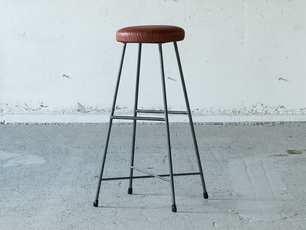 【シカク/SIKAKU / GOODS】のSK STOOL high / SK スツール ハイ インテリア・キッズ・メンズ・レディースファッション・服の通販 founy(ファニー) 　キャップ　Cap, Baseball Cap　クッション　Cushion, Throw Pillow　シンプル　Simple, Minimal　フォーム　Form　ホーム・キャンプ・アウトドア・お取り寄せ　Home Living / Home & Lifestyle / Camping Gear / Outdoor Camping　家具・インテリア　Home Furniture & Interior. Stylish & Functional Living Spaces　チェア・椅子　Seating & Chairs　スツール・バースツール　Stools & Bar Stools　ホーム・キャンプ・アウトドア・お取り寄せ　Home Living / Home & Lifestyle / Camping Gear / Outdoor Camping　家具・インテリア　Home Furniture & Interior. Stylish & Functional Living Spaces　チェア・椅子　Seating & Chairs　カウンターチェア・ハイチェア　Bar Stools / High Stools　ダークブラウン|ID: prp329100001364744 ipo3291000000034716757