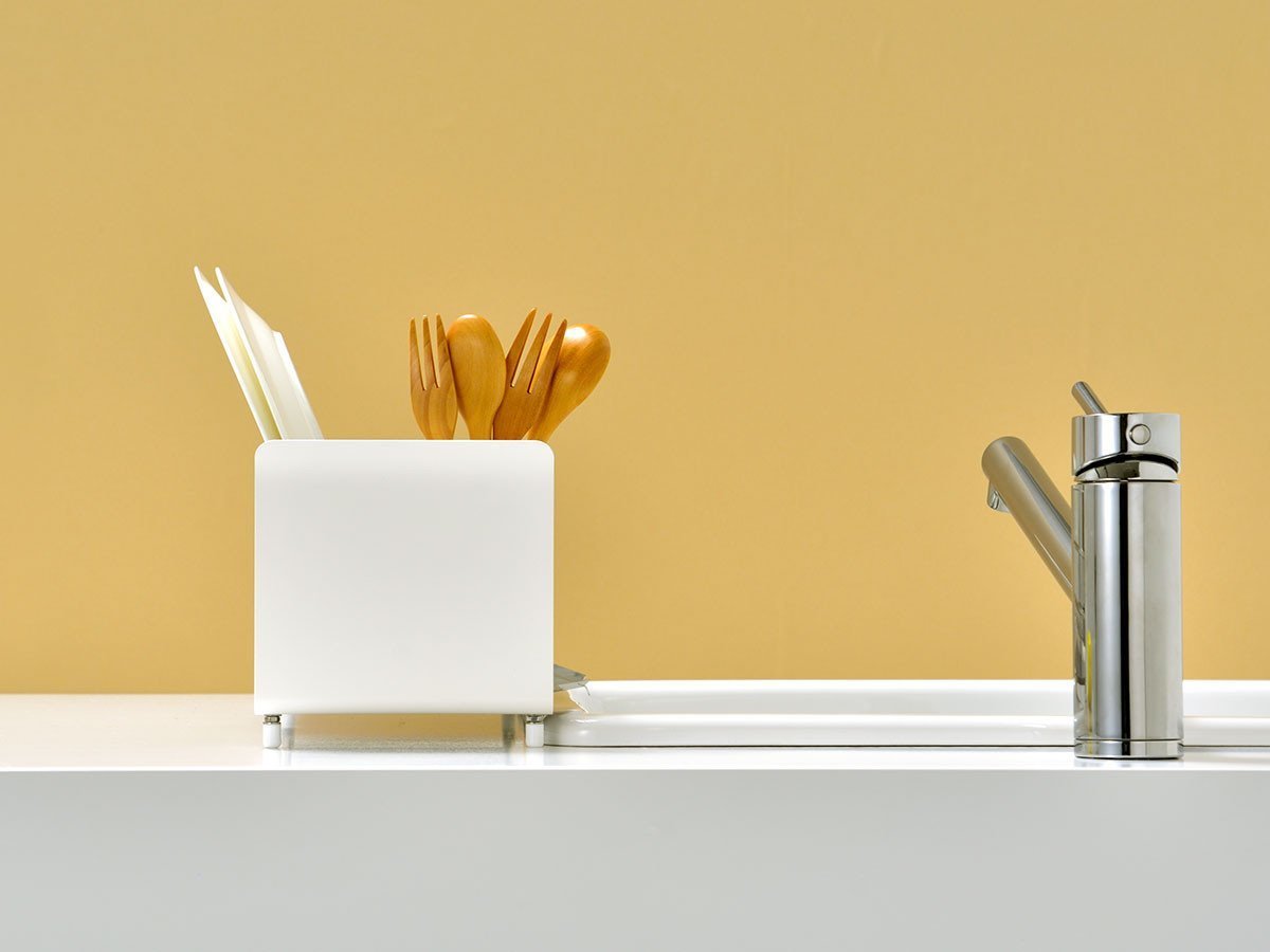 【フライミーアクセソワ/FLYMEe accessoire / GOODS】のDish Drainer / 水切りラック ショートタイプ #107963 人気、トレンドファッション・服の通販 founy(ファニー) 　送料無料　Free Shipping　おすすめ　Recommended / Our Picks　ショート　Short, Short Length　スリム　Slim, Slim Fit　ワイヤー　Wire, Wired Bra　皿　Plate, Dish　ホーム・キャンプ・アウトドア・お取り寄せ　Home Living / Home & Lifestyle / Camping Gear / Outdoor Camping　キッチン・ダイニング　Kitchen & Dining Essentials. Stylish & Functional Tableware　キッチン収納　Kitchen Storage　other-5|ID: prp329100001442029 ipo3291000000031516415