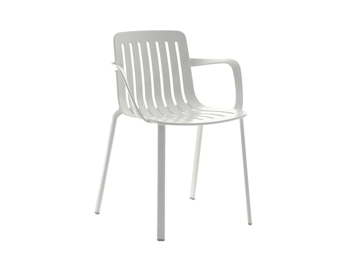 【マジス/MAGIS / GOODS】のPLATO STACKING CHAIR / プラート スタッキングチェア アーム付 インテリア・キッズ・メンズ・レディースファッション・服の通販 founy(ファニー) 　送料無料　Free Shipping　スリム　Slim　ホワイト|ID: prp329100001595939 ipo3291000000030183323