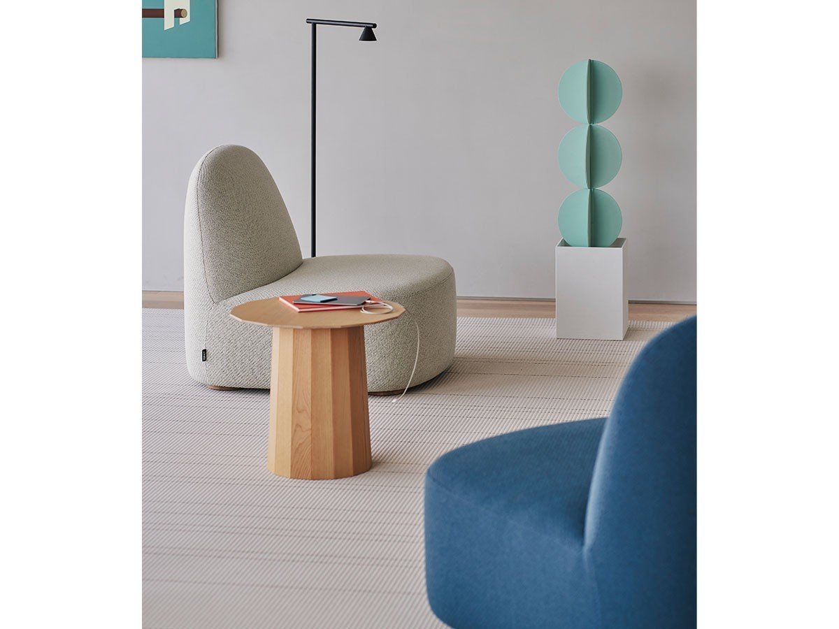【カリモクニュースタンダード/KARIMOKU NEW STANDARD / GOODS】のPOLAR LOUNGE CHAIR S / ポーラーラウンジチェア S インテリア・キッズ・メンズ・レディースファッション・服の通販 founy(ファニー) 　コンパクト　Compact, Small Size　テーブル　Table, Dining Table　フィット　Fit, Slim Fit　ホーム・キャンプ・アウトドア・お取り寄せ　Home Living / Home & Lifestyle / Camping Gear / Outdoor Camping　家具・インテリア　Home Furniture & Interior. Stylish & Functional Living Spaces　チェア・椅子　Seating & Chairs　ラウンジチェア・リクライナー　Lounge Chairs / Recliners　Photographer:Masaaki Inoue, Bouillon|ID: prp329100001708329 ipo3291000000033440915