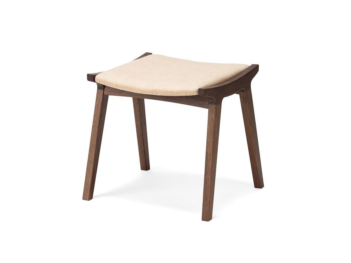 【平田椅子製作所/Hirata Chair / GOODS】のGADO Stool / ガド スツール インテリア・キッズ・メンズ・レディースファッション・服の通販 founy(ファニー) 　送料無料　Free Shipping　シンプル　Simple, Minimal　モチーフ　Motif, Design Theme　ホーム・キャンプ・アウトドア・お取り寄せ　Home Living / Home & Lifestyle / Camping Gear / Outdoor Camping　家具・インテリア　Home Furniture & Interior. Stylish & Functional Living Spaces　チェア・椅子　Seating & Chairs　スツール・バースツール　Stools & Bar Stools　張地:N.C NC-121(ランクA)、フレーム:ウォールナット|ID: prp329100001767866 ipo3291000000030180188