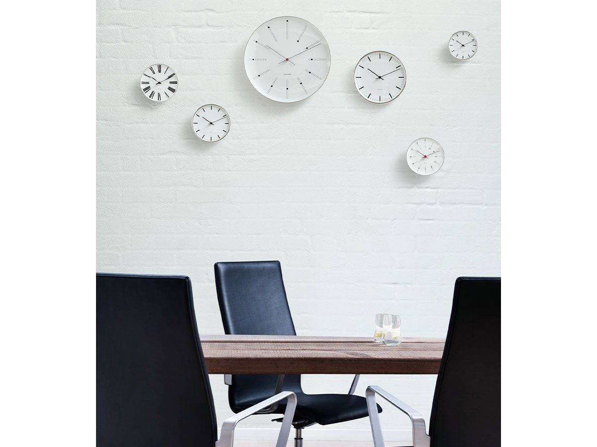 【フライミーアクセソワ/FLYMEe accessoire / GOODS】のARNE JACOBSEN Bankers Wall Clock / アルネ・ヤコブセン バンカーズ ウォールクロック 直径21cm インテリア・キッズ・メンズ・レディースファッション・服の通販 founy(ファニー) 　ガラス　Glass　テーブル　Table　時計　Clock　ブロック　Block　モダン　Modern　モノトーン　Monotone　送料無料　Free Shipping　ホーム・キャンプ・アウトドア・お取り寄せ　Home,Garden,Outdoor,Camping Gear　家具・インテリア　Furniture　その他 インテリア雑貨、家具　Furniture, Interior, Others　シリーズ参考イメージ|ID: prp329100001832634 ipo3291000000025309618