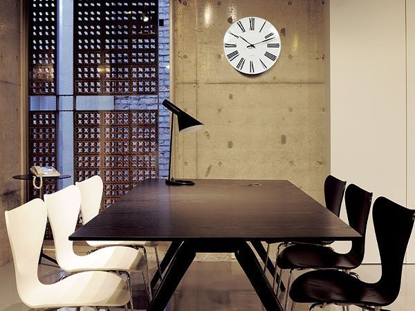 【フライミーアクセソワ/FLYMEe accessoire / GOODS】のARNE JACOBSEN Roman Wall Clock / アルネ・ヤコブセン ローマン ウォールクロック 直径29cm インテリア・キッズ・メンズ・レディースファッション・服の通販 founy(ファニー) 　ガラス　Glass　スタンダード　Standard　テーブル　Table　時計　Clock　モダン　Modern　送料無料　Free Shipping　ホーム・キャンプ・アウトドア・お取り寄せ　Home,Garden,Outdoor,Camping Gear　家具・インテリア　Furniture　その他 インテリア雑貨、家具　Furniture, Interior, Others　参考イメージ|ID: prp329100001832642 ipo3291000000030248293