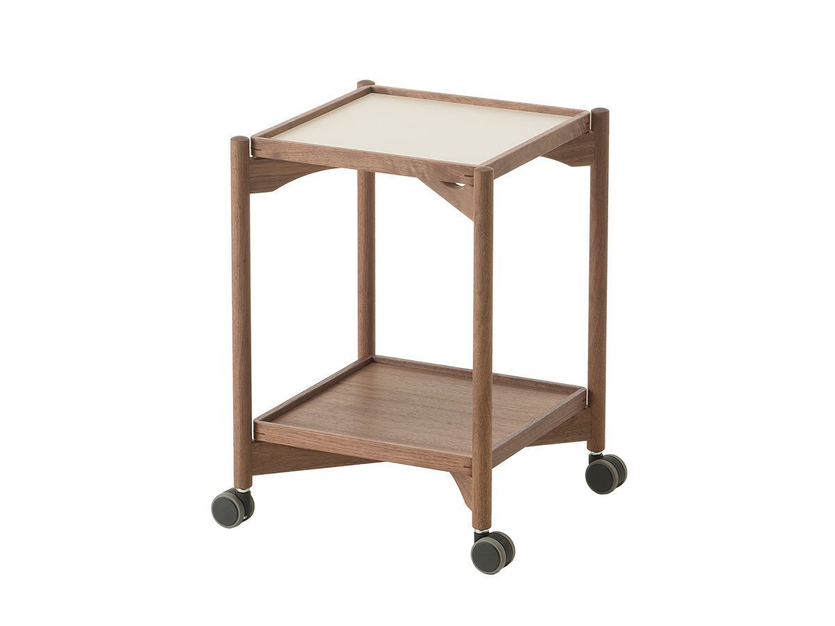 【コサイン/cosine / GOODS】のTRAY TABLE / トレーテーブル インテリア・キッズ・メンズ・レディースファッション・服の通販 founy(ファニー) 　送料無料　Free Shipping　コンパクト　Compact, Small Size　テーブル　Table, Dining Table　リバーシブル　Reversible, Two-Sided　ホーム・キャンプ・アウトドア・お取り寄せ　Home Living / Home & Lifestyle / Camping Gear / Outdoor Camping　家具・インテリア　Home Furniture & Interior. Stylish & Functional Living Spaces　テーブル　Dining, Coffee & Side Tables　サイドテーブル・ナイトテーブル　Side & End Tables　ホーム・キャンプ・アウトドア・お取り寄せ　Home Living / Home & Lifestyle / Camping Gear / Outdoor Camping　家具・インテリア　Home Furniture & Interior. Stylish & Functional Living Spaces　収納家具・キャビネット　Storage Furniture　チェストワゴン・移動式収納　Mobile Wagon　ウッド:ウォルナット|ID: prp329100001835479 ipo3291000000030257216