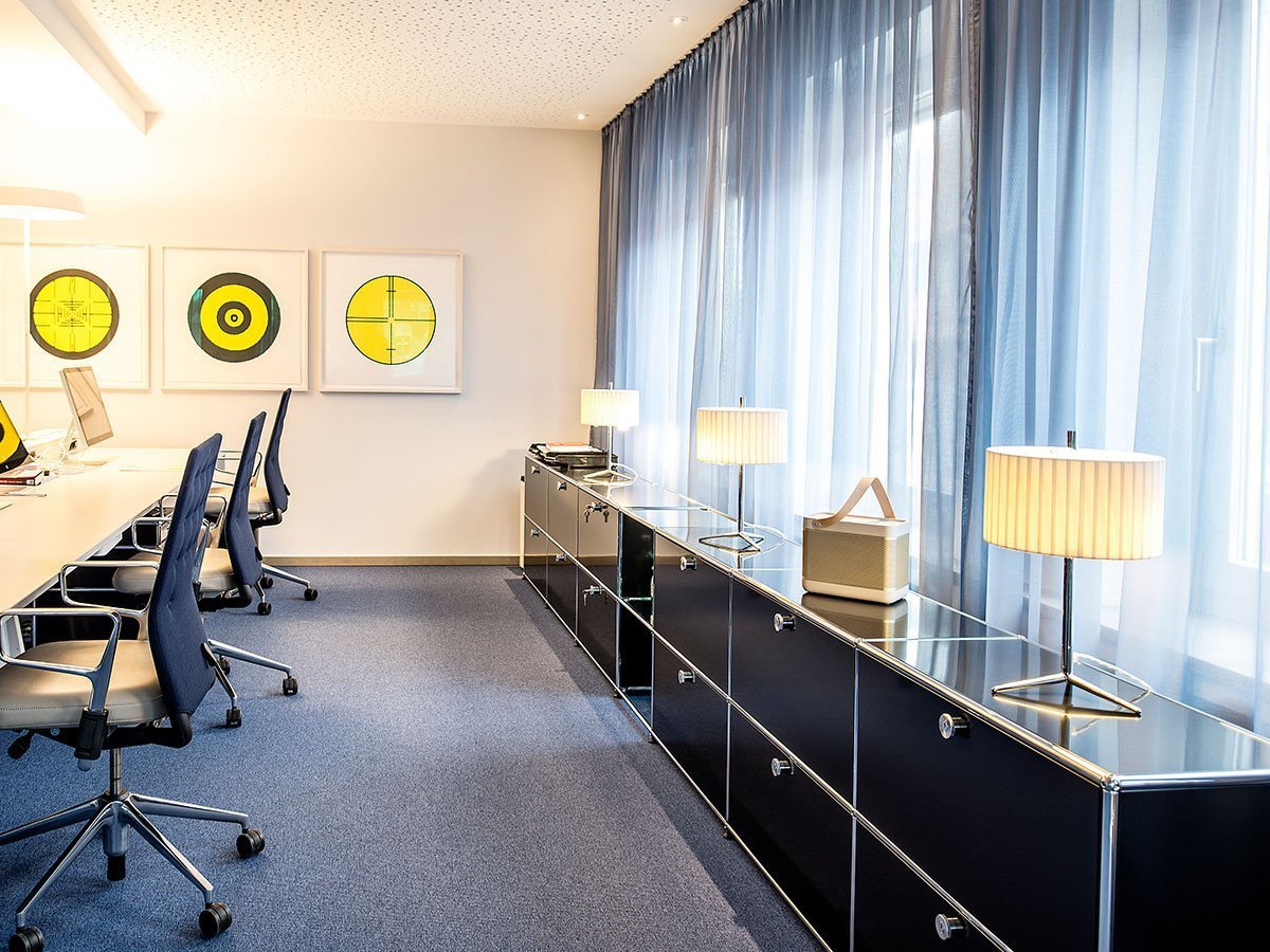 【ユーエスエム/USM / GOODS】のUSM Haller TV Board / USMハラー テレビボード W / D / H:1773 / 373 / 390mm ドロップダウンドア × 2、ディバイダーシェルフ × 1 インテリア・キッズ・メンズ・レディースファッション・服の通販 founy(ファニー) コレクション Collection, Seasonal Line シンプル Simple, Minimal ニューヨーク New York, NYC Style バランス Balance, Style Balance ボックス Boxy, Box Shape ワイド Wide, Wide Fit ホーム・キャンプ・アウトドア・お取り寄せ Home Living / Home & Lifestyle / Camping Gear / Outdoor Camping 家具・インテリア Home Furniture & Interior. Stylish & Functional Living Spaces テレビボード・テレビ台 TV Cabinets & Consoles テレビ台・TVボード Tv Board 参考イメージ|ID: prp329100001864858 ipo3291000000036647156