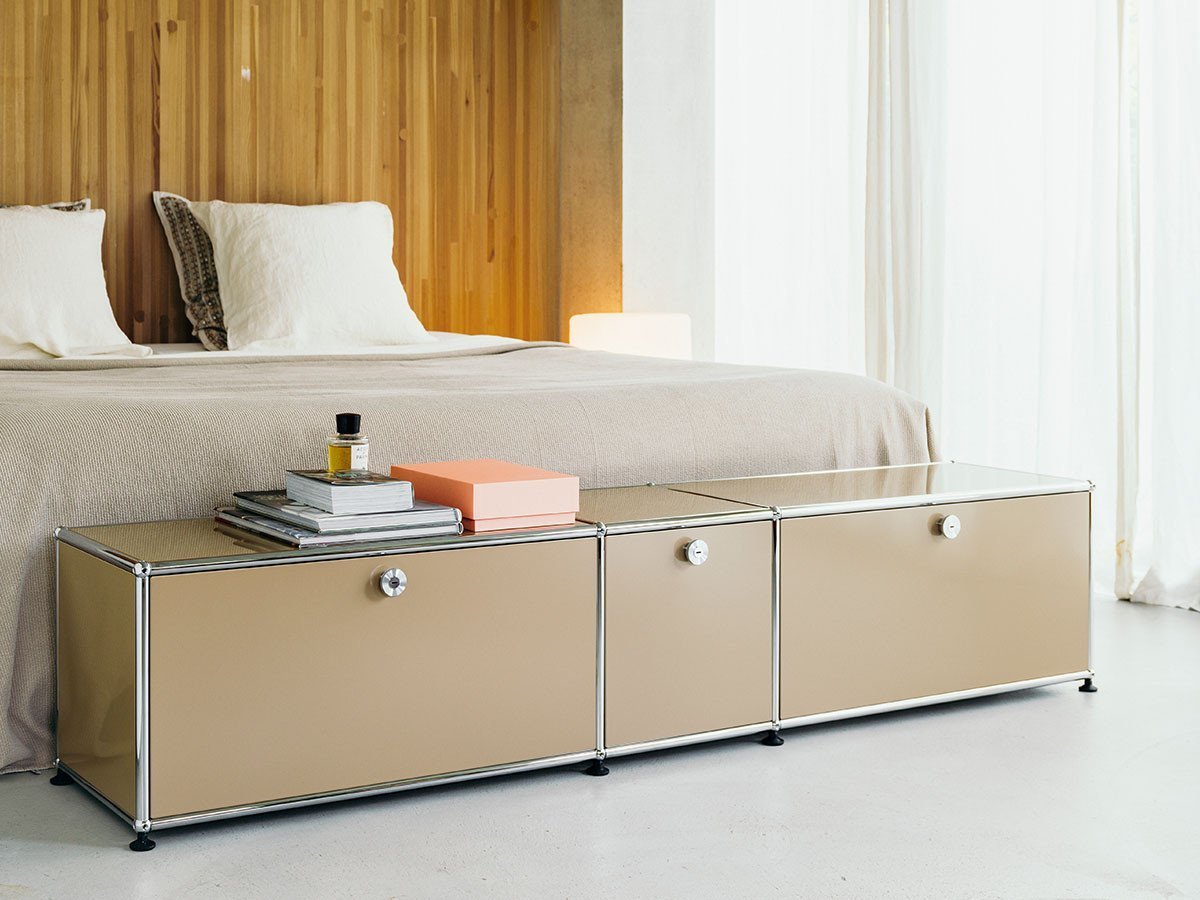 【ユーエスエム/USM / GOODS】のUSM Haller TV Board / USMハラー テレビボード W / D / H:1773 / 373 / 390mm ドロップダウンドア × 2、ディバイダーシェルフ × 1 インテリア・キッズ・メンズ・レディースファッション・服の通販 founy(ファニー) コレクション Collection, Seasonal Line シンプル Simple, Minimal ニューヨーク New York, NYC Style バランス Balance, Style Balance ボックス Boxy, Box Shape ワイド Wide, Wide Fit ホーム・キャンプ・アウトドア・お取り寄せ Home Living / Home & Lifestyle / Camping Gear / Outdoor Camping 家具・インテリア Home Furniture & Interior. Stylish & Functional Living Spaces テレビボード・テレビ台 TV Cabinets & Consoles テレビ台・TVボード Tv Board 参考イメージ|ID: prp329100001864858 ipo3291000000036647162