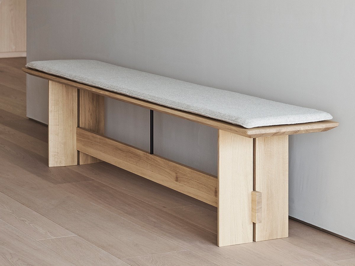 【カリモクケース/KARIMOKU CASE / GOODS】のA-B01 / A-B01 クッション インテリア・キッズ・メンズ・レディースファッション・服の通販 founy(ファニー) 　送料無料　Free Shipping　クッション　Cushion, Throw Pillow　ファブリック　Fabric, Textile　ホーム・キャンプ・アウトドア・お取り寄せ　Home Living / Home & Lifestyle / Camping Gear / Outdoor Camping　家具・インテリア　Home Furniture & Interior. Stylish & Functional Living Spaces　その他 インテリア雑貨、家具　Home Decor & Furniture Extras　-|ID: prp329100001915697 ipo3291000000035165639