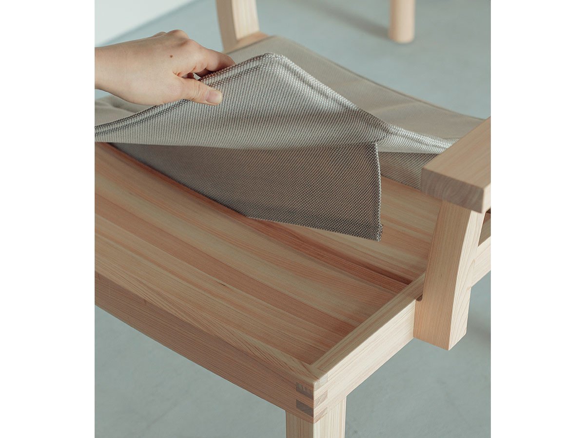 【マス/MAS / GOODS】のWK Cushion 01 / WK チェア / アームチェア用クッション 01 人気、トレンドファッション・服の通販 founy(ファニー) 　送料無料　Free Shipping　クッション　Cushion　コレクション　Collection　スリット　Slit　ファブリック　Fabric　ホーム・キャンプ・アウトドア・お取り寄せ　Home,Garden,Outdoor,Camping Gear　家具・インテリア　Furniture　チェア・椅子　Chair　アームチェア　Armchair　other-3|ID: prp329100001937571 ipo3291000000031511694