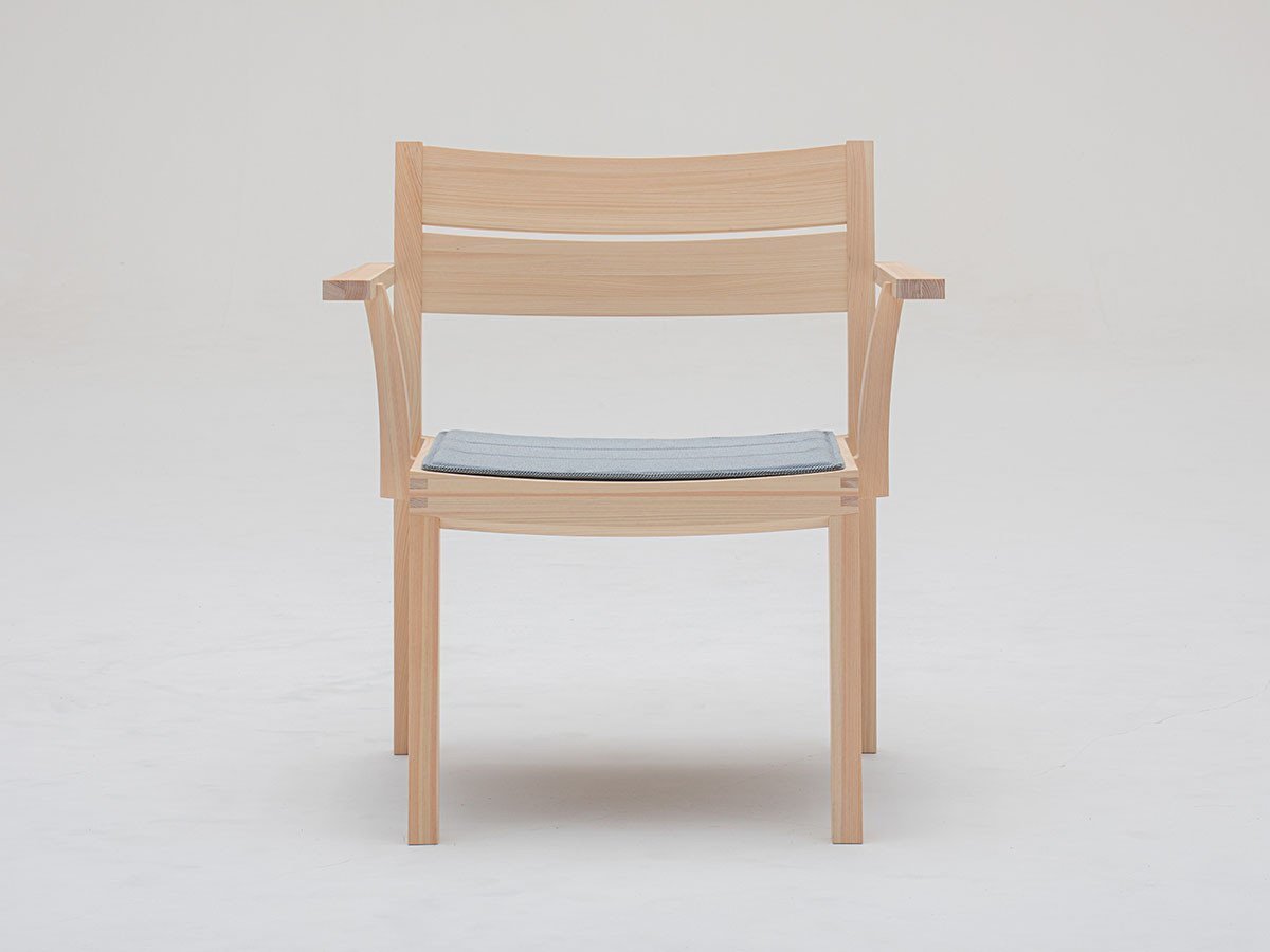 【マス/MAS / GOODS】のWK Lounge chair 01 / WK ラウンジチェア 01 インテリア・キッズ・メンズ・レディースファッション・服の通販 founy(ファニー) 　クッション　Cushion, Throw Pillow　シンプル　Simple, Minimal　スリット　Slit, Slit Detail　軽量　Lightweight, Ultra Light　ホーム・キャンプ・アウトドア・お取り寄せ　Home Living / Home & Lifestyle / Camping Gear / Outdoor Camping　家具・インテリア　Home Furniture & Interior. Stylish & Functional Living Spaces　チェア・椅子　Seating & Chairs　ラウンジチェア・リクライナー　Lounge Chairs / Recliners　別売りで専用クッションを展開しています。|ID: prp329100001937576 ipo3291000000034269966