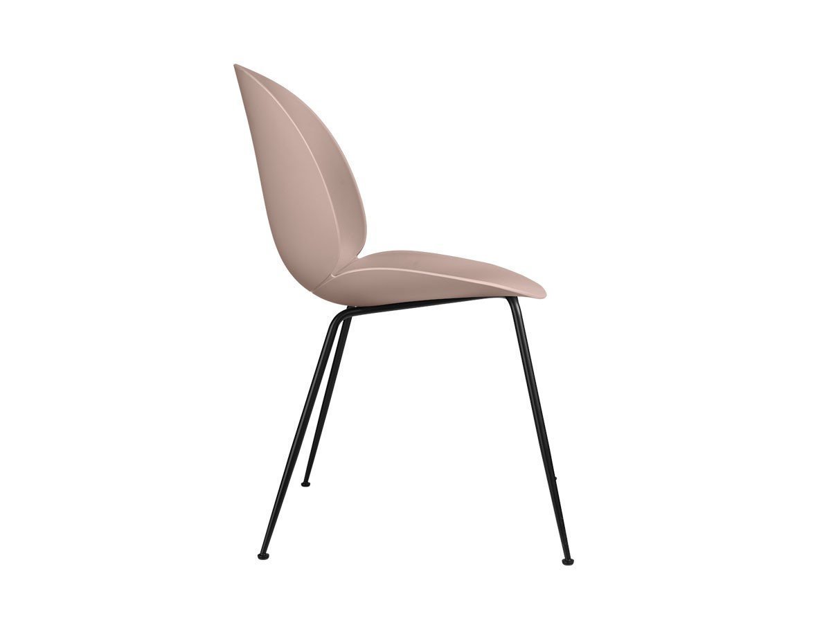 【グビ/GUBI / GOODS】のBeetle Dining Chair Un-upholstered - Conic base / ビートル ダイニングチェア コニックベース 座面高45cm(ブラックマットベース) 人気、トレンドファッション・服の通販 founy(ファニー) 　テクスチャー　Texture, Textured Fabric　フォーマル　Formal, Dressy　ホーム・キャンプ・アウトドア・お取り寄せ　Home Living / Home & Lifestyle / Camping Gear / Outdoor Camping　家具・インテリア　Home Furniture & Interior. Stylish & Functional Living Spaces　チェア・椅子　Seating & Chairs　ダイニングチェア・木製チェア　Dining Chairs　other-6|ID: prp329100001980058 ipo3291000000031511026