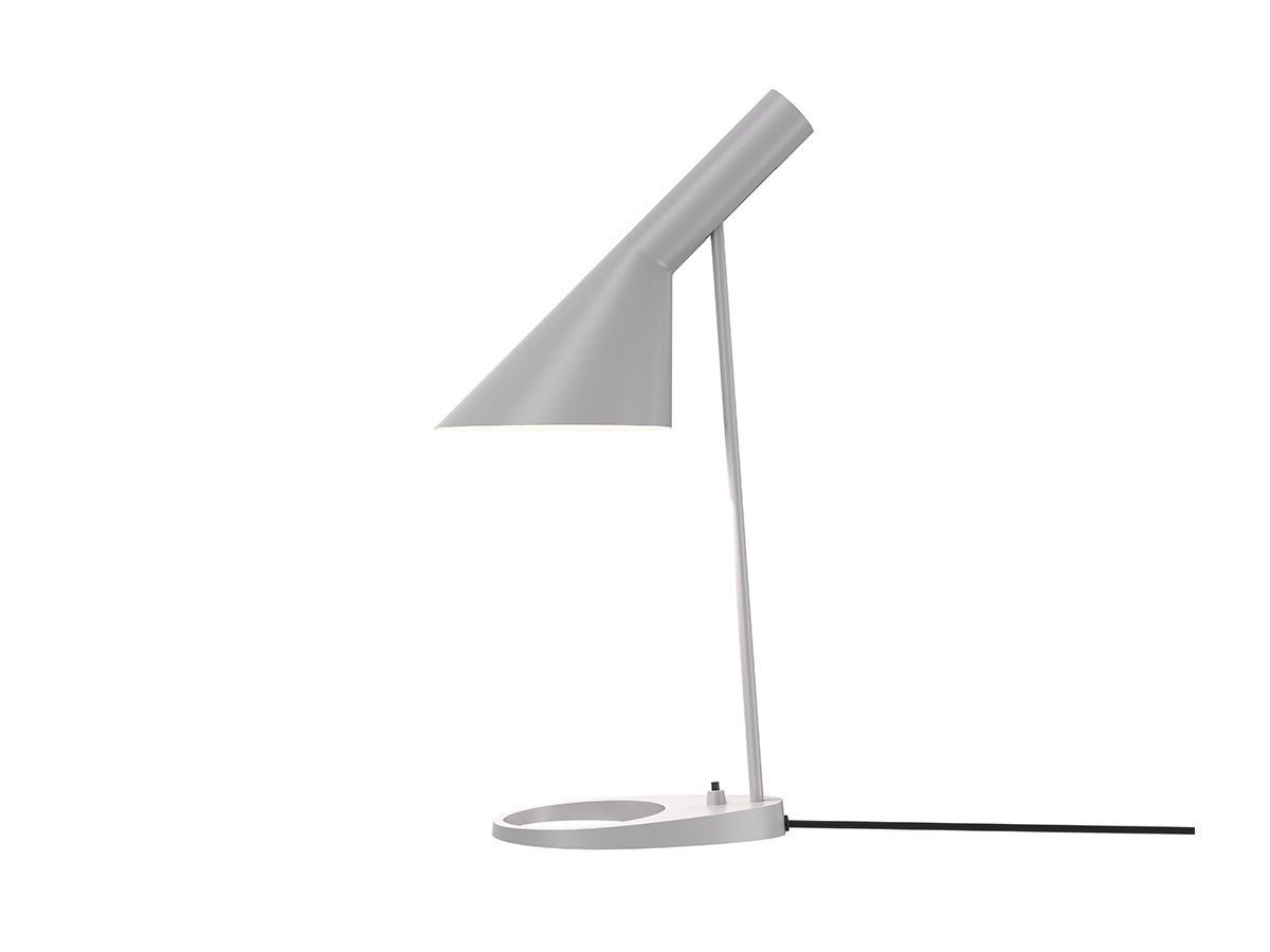 【ルイスポールセン/Louis Poulsen / GOODS】のAJ Table / AJ テーブル インテリア・キッズ・メンズ・レディースファッション・服の通販 founy(ファニー) 送料無料 Free Shipping テーブル Table, Dining Table デスク Desk, Work Desk フォルム Silhouette, Form フレーム Frame, Outline ホーム・キャンプ・アウトドア・お取り寄せ Home Living / Home & Lifestyle / Camping Gear / Outdoor Camping 家具・インテリア Home Furniture & Interior. Stylish & Functional Living Spaces ライト・照明 Lamps & Lighting Fixtures デスクライト・卓上照明 Desk Lamp / Table Lamp / Study Light ライト・グレー|ID: prp329100002002522 ipo3291000000036851956