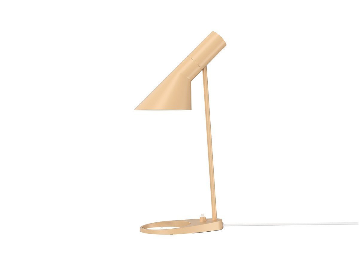 【ルイスポールセン/Louis Poulsen / GOODS】のAJ Mini Table / AJ ミニ テーブル インテリア・キッズ・メンズ・レディースファッション・服の通販 founy(ファニー) 　送料無料　Free Shipping　テーブル　Table　フォルム　Form　フレーム　Flame　ホーム・キャンプ・アウトドア・お取り寄せ　Home,Garden,Outdoor,Camping Gear　家具・インテリア　Furniture　ライト・照明　Lighting & Light Fixtures　ウォームサンド|ID: prp329100002002523 ipo3291000000030232646
