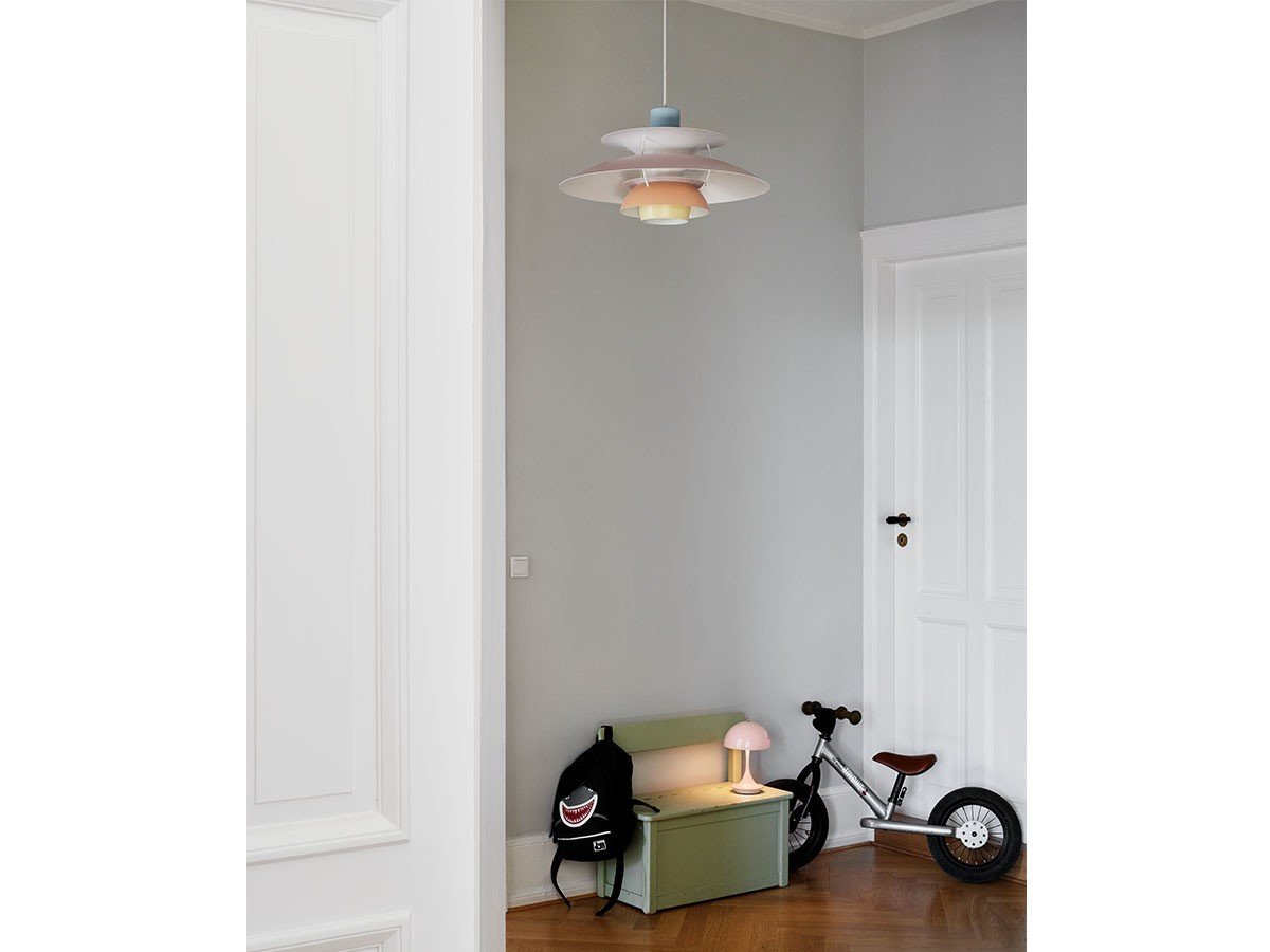 【ルイスポールセン/Louis Poulsen / GOODS】のPH 5 / PH 5 インテリア・キッズ・メンズ・レディースファッション・服の通販 founy(ファニー) 送料無料 Free Shipping ホーム・キャンプ・アウトドア・お取り寄せ Home Living / Home & Lifestyle / Camping Gear / Outdoor Camping 家具・インテリア Home Furniture & Interior. Stylish & Functional Living Spaces ライト・照明 Lamps & Lighting Fixtures ペンダントライト・吊り下げ照明 Pendant Light / Hanging Light Fixture パステル・ブルー・ローズ・ピーチ|ID: prp329100002002609 ipo3291000000034640440