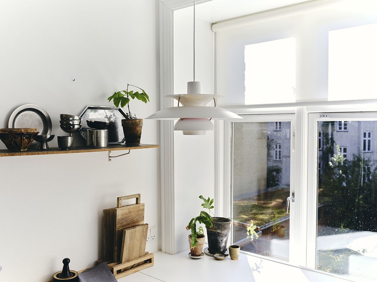 【ルイスポールセン/Louis Poulsen / GOODS】のPH 5 / PH 5 インテリア・キッズ・メンズ・レディースファッション・服の通販 founy(ファニー) 送料無料 Free Shipping ホーム・キャンプ・アウトドア・お取り寄せ Home Living / Home & Lifestyle / Camping Gear / Outdoor Camping 家具・インテリア Home Furniture & Interior. Stylish & Functional Living Spaces ライト・照明 Lamps & Lighting Fixtures ペンダントライト・吊り下げ照明 Pendant Light / Hanging Light Fixture モダン・ホワイト|ID: prp329100002002609 ipo3291000000034640442