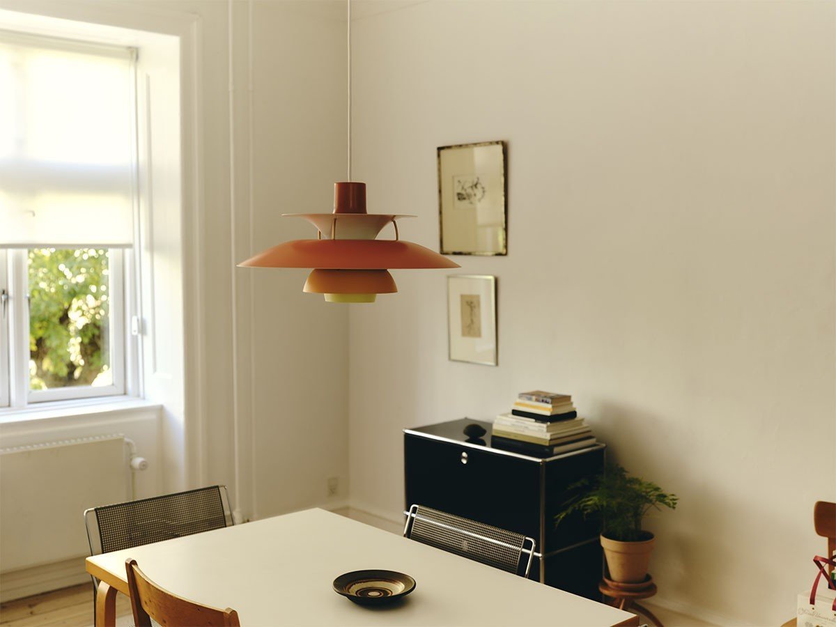 【ルイスポールセン/Louis Poulsen / GOODS】のPH 5 / PH 5 インテリア・キッズ・メンズ・レディースファッション・服の通販 founy(ファニー) 送料無料 Free Shipping ホーム・キャンプ・アウトドア・お取り寄せ Home Living / Home & Lifestyle / Camping Gear / Outdoor Camping 家具・インテリア Home Furniture & Interior. Stylish & Functional Living Spaces ライト・照明 Lamps & Lighting Fixtures ペンダントライト・吊り下げ照明 Pendant Light / Hanging Light Fixture オレンジ・グラデーション|ID: prp329100002002609 ipo3291000000034640443