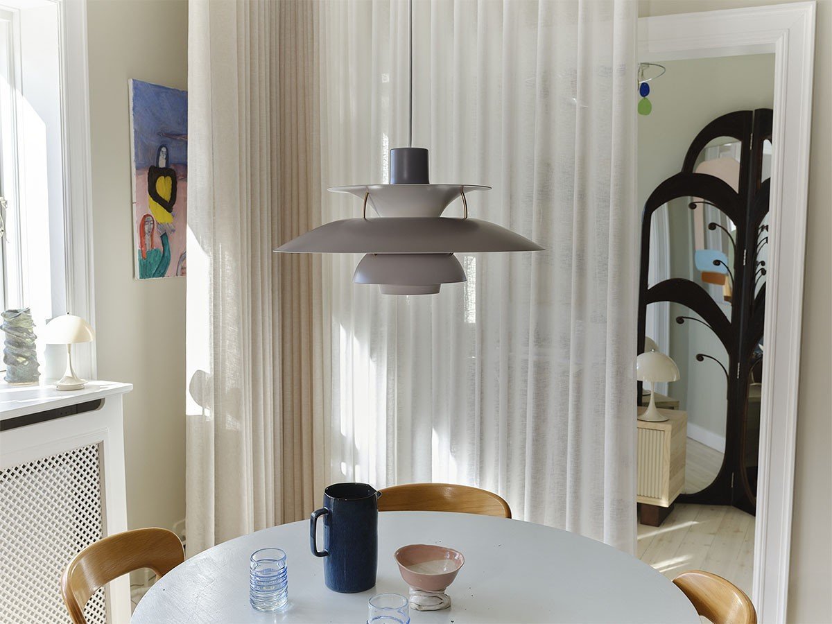 【ルイスポールセン/Louis Poulsen / GOODS】のPH 5 / PH 5 インテリア・キッズ・メンズ・レディースファッション・服の通販 founy(ファニー) 送料無料 Free Shipping ホーム・キャンプ・アウトドア・お取り寄せ Home Living / Home & Lifestyle / Camping Gear / Outdoor Camping 家具・インテリア Home Furniture & Interior. Stylish & Functional Living Spaces ライト・照明 Lamps & Lighting Fixtures ペンダントライト・吊り下げ照明 Pendant Light / Hanging Light Fixture グレー・グラデーション|ID: prp329100002002609 ipo3291000000034640444