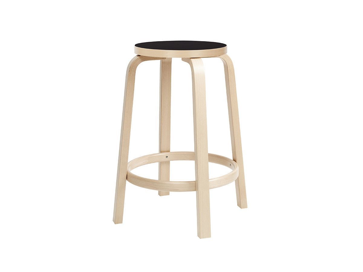 【アルテック/artek / GOODS】のBAR STOOL 64 / 64 バースツール 高さ65cm インテリア・キッズ・メンズ・レディースファッション・服の通販 founy(ファニー) 　送料無料　Free Shipping　ホーム・キャンプ・アウトドア・お取り寄せ　Home,Garden,Outdoor,Camping Gear　家具・インテリア　Furniture　チェア・椅子　Chair　スツール　Stool　ホーム・キャンプ・アウトドア・お取り寄せ　Home,Garden,Outdoor,Camping Gear　家具・インテリア　Furniture　チェア・椅子　Chair　カウンターチェア・ハイスツール　Counter Chair/High Stool　脚部:ナチュラルラッカー / 座面:ブラックリノリウム|ID: prp329100002051127 ipo3291000000030252845