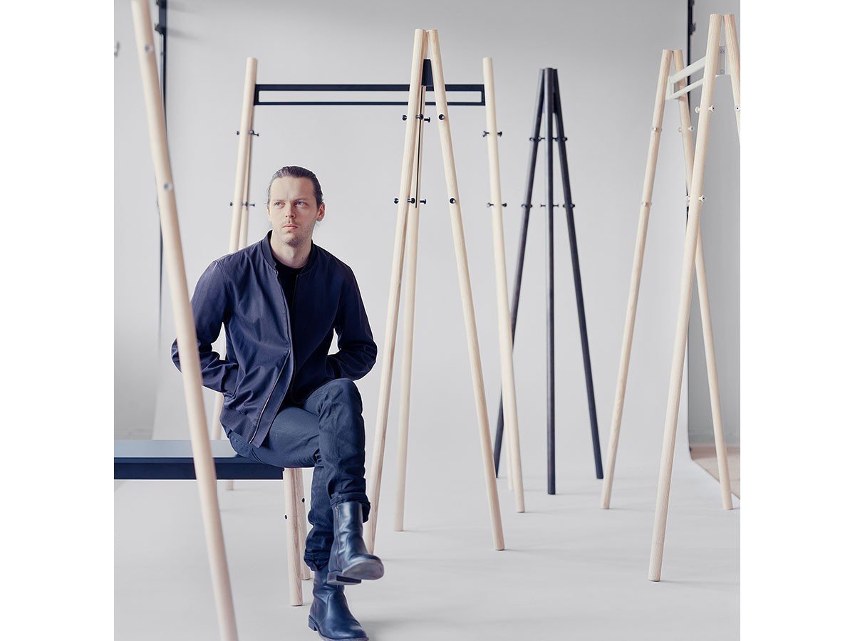【アルテック/artek / GOODS】のKIILA COAT STAND / キーラ コートスタンド 人気、トレンドファッション・服の通販 founy(ファニー) 　送料無料　Free Shipping　カメラ　Camera Accessories　コンパクト　Compact, Small Size　シンプル　Simple, Minimal　ジャケット　Jacket, Outerwear　スタンド　Stand Collar, Upright Stand　スマート　Smart, Elegant　パウダー　Powder, Soft Tone　帽子　Hat, Headwear　ホーム・キャンプ・アウトドア・お取り寄せ　Home Living / Home & Lifestyle / Camping Gear / Outdoor Camping　家具・インテリア　Home Furniture & Interior. Stylish & Functional Living Spaces　その他 インテリア雑貨、家具　Home Decor & Furniture Extras　other-5|ID: prp329100002052110 ipo3291000000031509981