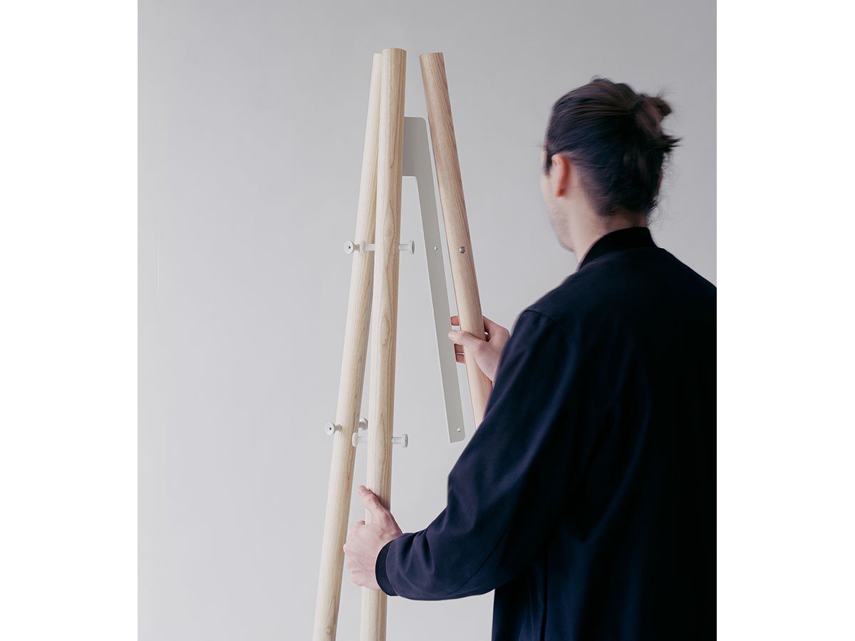 【アルテック/artek / GOODS】のKIILA COAT STAND / キーラ コートスタンド 人気、トレンドファッション・服の通販 founy(ファニー) 　送料無料　Free Shipping　カメラ　Camera Accessories　コンパクト　Compact, Small Size　シンプル　Simple, Minimal　ジャケット　Jacket, Outerwear　スタンド　Stand Collar, Upright Stand　スマート　Smart, Elegant　パウダー　Powder, Soft Tone　帽子　Hat, Headwear　ホーム・キャンプ・アウトドア・お取り寄せ　Home Living / Home & Lifestyle / Camping Gear / Outdoor Camping　家具・インテリア　Home Furniture & Interior. Stylish & Functional Living Spaces　その他 インテリア雑貨、家具　Home Decor & Furniture Extras　other-6|ID: prp329100002052110 ipo3291000000031509983