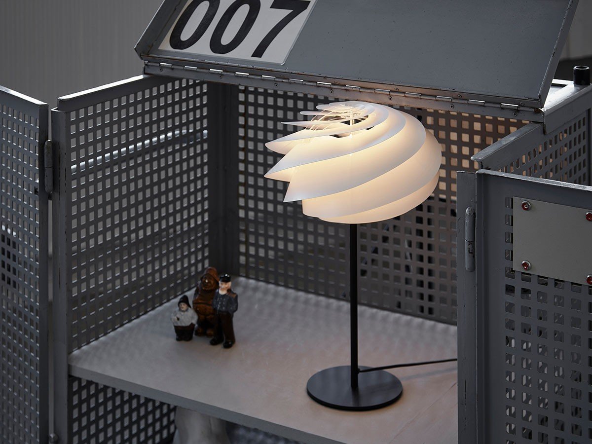 【レ クリント/LE KLINT / GOODS】のSWIRL TABLE LAMP / スワール テーブルランプ 人気、トレンドファッション・服の通販 founy(ファニー) テーブル Table, Dining Table ハンド Hand, Handmade フォルム Silhouette, Form プリーツ Pleats, Pleated 送料無料 Free Shipping ホーム・キャンプ・アウトドア・お取り寄せ Home Living / Home & Lifestyle / Camping Gear / Outdoor Camping 家具・インテリア Home Furniture & Interior. Stylish & Functional Living Spaces ライト・照明 Lamps & Lighting Fixtures other-2|ID: prp329100002076076 ipo3291000000031509712