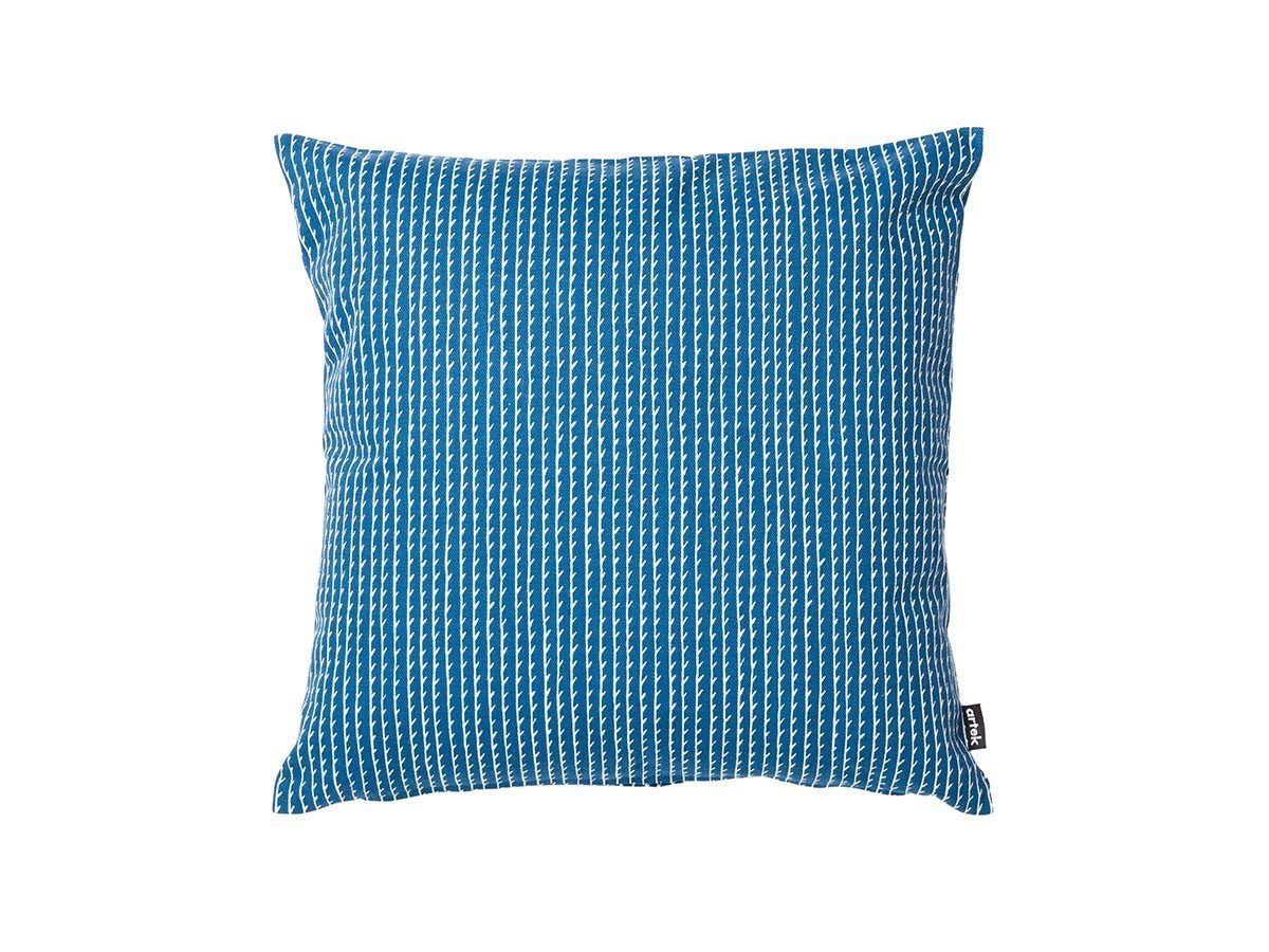 【アルテック/artek / GOODS】のRivi Cushion Cover / リヴィ クッションカバー 50 × 50 インテリア・キッズ・メンズ・レディースファッション・服の通販 founy(ファニー) 　クッション　Cushion, Throw Pillow　コレクション　Collection, Seasonal Line　ハンド　Hand, Handmade　手描き　Hand-Drawn, Illustrated　ホーム・キャンプ・アウトドア・お取り寄せ　Home Living / Home & Lifestyle / Camping Gear / Outdoor Camping　家具・インテリア　Home Furniture & Interior. Stylish & Functional Living Spaces　その他 インテリア雑貨、家具　Home Decor & Furniture Extras　ブルー / ホワイト|ID: prp329100002084961 ipo3291000000030251304