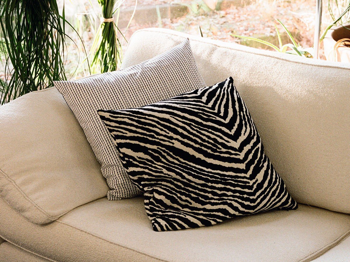 【アルテック/artek / GOODS】のRivi Cushion Cover / リヴィ クッションカバー 50 × 50 人気、トレンドファッション・服の通販 founy(ファニー) 　クッション　Cushion, Throw Pillow　コレクション　Collection, Seasonal Line　ハンド　Hand, Handmade　手描き　Hand-Drawn, Illustrated　ホーム・キャンプ・アウトドア・お取り寄せ　Home Living / Home & Lifestyle / Camping Gear / Outdoor Camping　家具・インテリア　Home Furniture & Interior. Stylish & Functional Living Spaces　その他 インテリア雑貨、家具　Home Decor & Furniture Extras　other-6|ID: prp329100002084961 ipo3291000000031509661