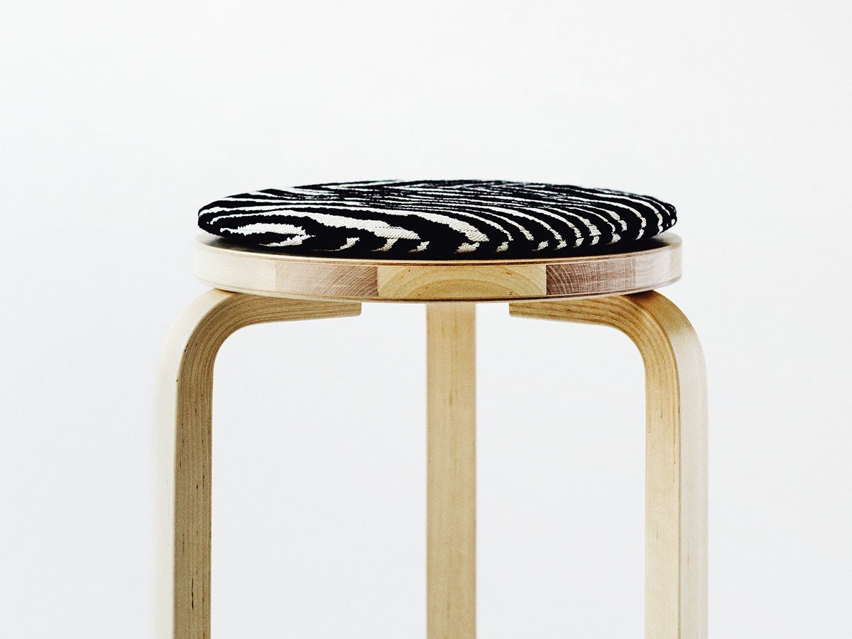 【アルテック/artek / GOODS】のZebra Seat Cushion / ゼブラ シートクッション 人気、トレンドファッション・服の通販 founy(ファニー) 　送料無料　Free Shipping　クッション　Cushion, Throw Pillow　タンク　Tank Top, Sleeveless Top　ホーム・キャンプ・アウトドア・お取り寄せ　Home Living / Home & Lifestyle / Camping Gear / Outdoor Camping　家具・インテリア　Home Furniture & Interior. Stylish & Functional Living Spaces　その他 インテリア雑貨、家具　Home Decor & Furniture Extras　other-4|ID: prp329100002084967 ipo3291000000031509700