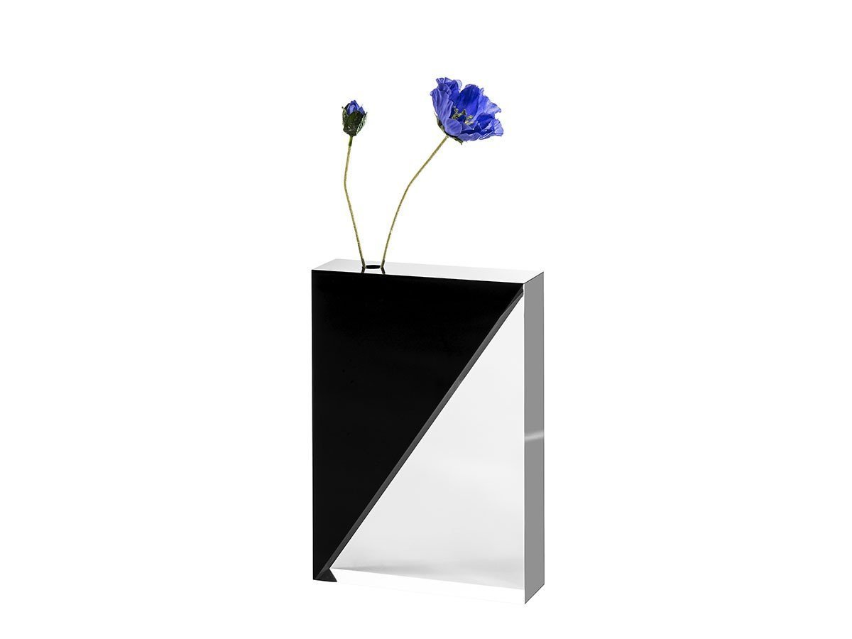 【ワーズウィズ/WAAZWIZ / GOODS】のDIAGONAL flower vase L / ダイアゴナル フラワーベース ラージ 人気、トレンドファッション・服の通販 founy(ファニー) 　送料無料　Free Shipping　おすすめ　Recommend　アクリル　Acrylic　ガラス　Glass　スタンド　Stand　フラワー　Flower　ホーム・キャンプ・アウトドア・お取り寄せ　Home,Garden,Outdoor,Camping Gear　家具・インテリア　Furniture　その他 インテリア雑貨、家具　Furniture, Interior, Others　 other-1|ID: prp329100002139306 ipo3291000000013173561