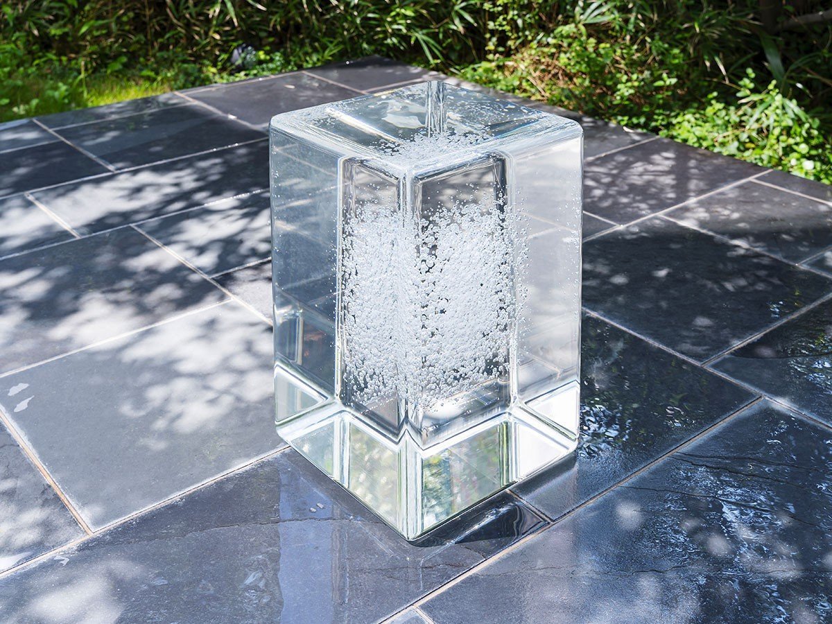【ワーズウィズ/WAAZWIZ / GOODS】のICE BLOCK stool / side table / アイスブロック スツール / サイドテーブル 人気、トレンドファッション・服の通販 founy(ファニー) 　送料無料　Free Shipping　おすすめ　Recommended / Our Picks　アクリル　Acrylic Material　ガラス　Glass, Glassware　テーブル　Table, Dining Table　ブロック　Block, Solid Block Pattern　ホーム・キャンプ・アウトドア・お取り寄せ　Home Living / Home & Lifestyle / Camping Gear / Outdoor Camping　家具・インテリア　Home Furniture & Interior. Stylish & Functional Living Spaces　チェア・椅子　Seating & Chairs　スツール・バースツール　Stools & Bar Stools　ホーム・キャンプ・アウトドア・お取り寄せ　Home Living / Home & Lifestyle / Camping Gear / Outdoor Camping　家具・インテリア　Home Furniture & Interior. Stylish & Functional Living Spaces　テーブル　Dining, Coffee & Side Tables　サイドテーブル・ナイトテーブル　Side & End Tables　other-4|ID: prp329100002139320 ipo3291000000031508982