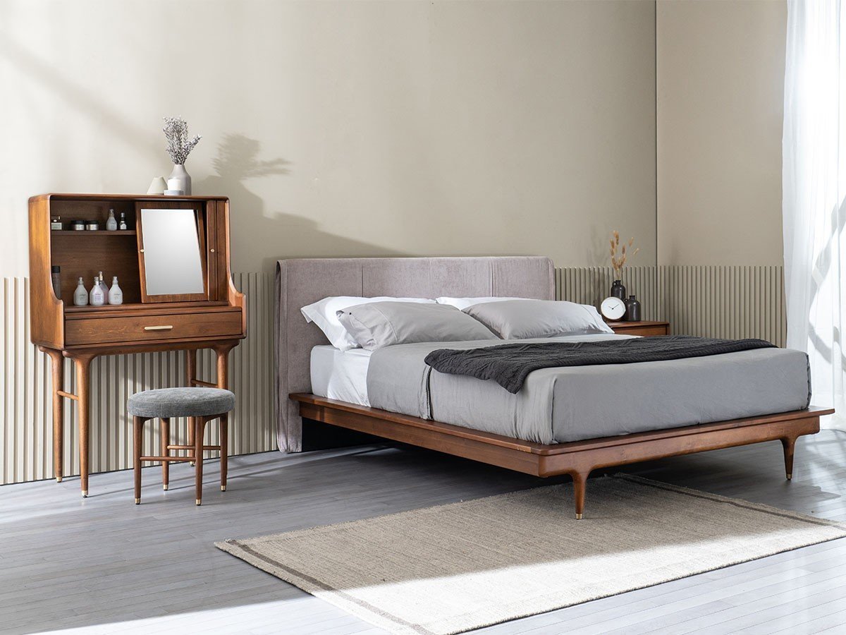 【サンダーデザイン/XANDER DESIGNS / GOODS】のJULIE DRESSING STOOL / ジュリー ドレッシングスツール インテリア・キッズ・メンズ・レディースファッション・服の通販 founy(ファニー)  送料無料 Free Shipping コレクション Collection, Seasonal Line デスク Desk, Work Desk ヴィンテージ Vintage Style ホーム・キャンプ・アウトドア・お取り寄せ Home Living / Home & Lifestyle / Camping Gear / Outdoor Camping 家具・インテリア Home Furniture & Interior. Stylish & Functional Living Spaces チェア・椅子 Seating & Chairs スツール・バースツール Stools & Bar Stools 参考イメージ|ID: prp329100002183511 ipo3291000000034398901