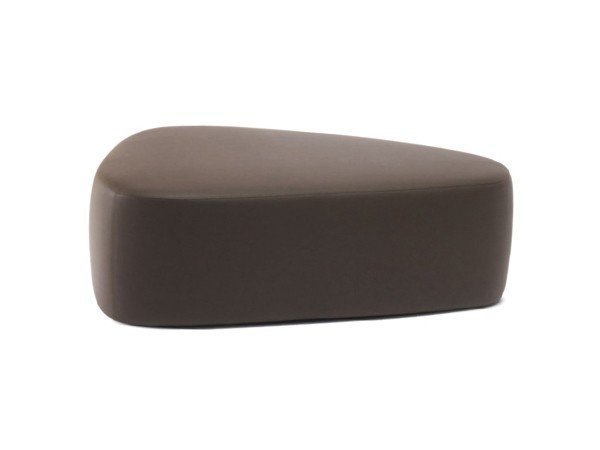 【フライミー ノワール/FLYMEe Noir / GOODS】のSTOOL / スツール #109978 インテリア・キッズ・メンズ・レディースファッション・服の通販 founy(ファニー) 　送料無料　Free Shipping　ホーム・キャンプ・アウトドア・お取り寄せ　Home Living / Home & Lifestyle / Camping Gear / Outdoor Camping　家具・インテリア　Home Furniture & Interior. Stylish & Functional Living Spaces　チェア・椅子　Seating & Chairs　スツール・バースツール　Stools & Bar Stools　ホーム・キャンプ・アウトドア・お取り寄せ　Home Living / Home & Lifestyle / Camping Gear / Outdoor Camping　家具・インテリア　Home Furniture & Interior. Stylish & Functional Living Spaces　チェア・椅子　Seating & Chairs　ダイニングベンチ・玄関ベンチ　Bench & Dining Benches　張地:ヌガー ダークブラウン(Cランク)|ID: prp329100002194998 ipo3291000000035558590