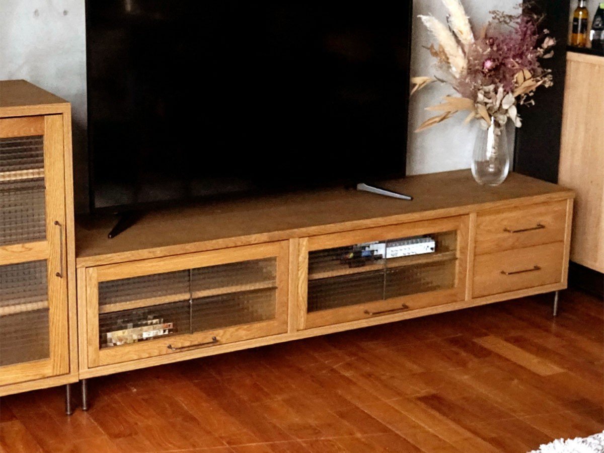 【アデペシュ/a.depeche / GOODS】のcadeal TV board 1800 / カデル テレビボード 1800 人気、トレンドファッション・服の通販 founy(ファニー) 　ガラス　Glass, Glassware　フラップ　Flap, Flap Pocket　ホーム・キャンプ・アウトドア・お取り寄せ　Home Living / Home & Lifestyle / Camping Gear / Outdoor Camping　家具・インテリア　Home Furniture & Interior. Stylish & Functional Living Spaces　テレビボード・テレビ台　TV Cabinets & Consoles　テレビ台・TVボード　Tv Board　other-3|ID: prp329100002240834 ipo3291000000031505778