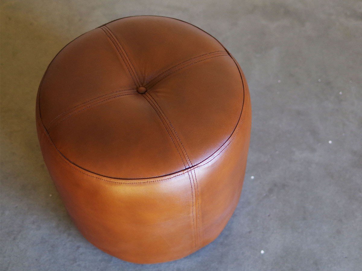 【ライフファニチャー/LIFE FURNITURE / GOODS】のCY LEATHER STOOL / CY レザースツール(バッファローレザー) 人気、トレンドファッション・服の通販 founy(ファニー) 　送料無料　Free Shipping　ラウンド　Round, Round Neck　ヴィンテージ　Vintage Style　ホーム・キャンプ・アウトドア・お取り寄せ　Home Living / Home & Lifestyle / Camping Gear / Outdoor Camping　家具・インテリア　Home Furniture & Interior. Stylish & Functional Living Spaces　チェア・椅子　Seating & Chairs　スツール・バースツール　Stools & Bar Stools　other-4|ID: prp329100002240847 ipo3291000000031500689