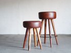 【ライフファニチャー/LIFE FURNITURE / GOODS】のSF LEATHER HIGH STOOL / SF レザー ハイスツール(バッファローレザー) 人気、トレンドファッション・服の通販 founy(ファニー) 送料無料 Free Shipping クッション Cushion, Throw Pillow ホーム・キャンプ・アウトドア・お取り寄せ Home Living / Home & Lifestyle / Camping Gear / Outdoor Camping 家具・インテリア Home Furniture & Interior. Stylish & Functional Living Spaces チェア・椅子 Seating & Chairs スツール・バースツール Stools & Bar Stools ホーム・キャンプ・アウトドア・お取り寄せ Home Living / Home & Lifestyle / Camping Gear / Outdoor Camping 家具・インテリア Home Furniture & Interior. Stylish & Functional Living Spaces チェア・椅子 Seating & Chairs カウンターチェア・ハイチェア Bar Stools / High Stools thumbnail 手前:同シリーズの「スツール」、奥:本商品|ID: prp329100002240848 ipo3291000000033171326