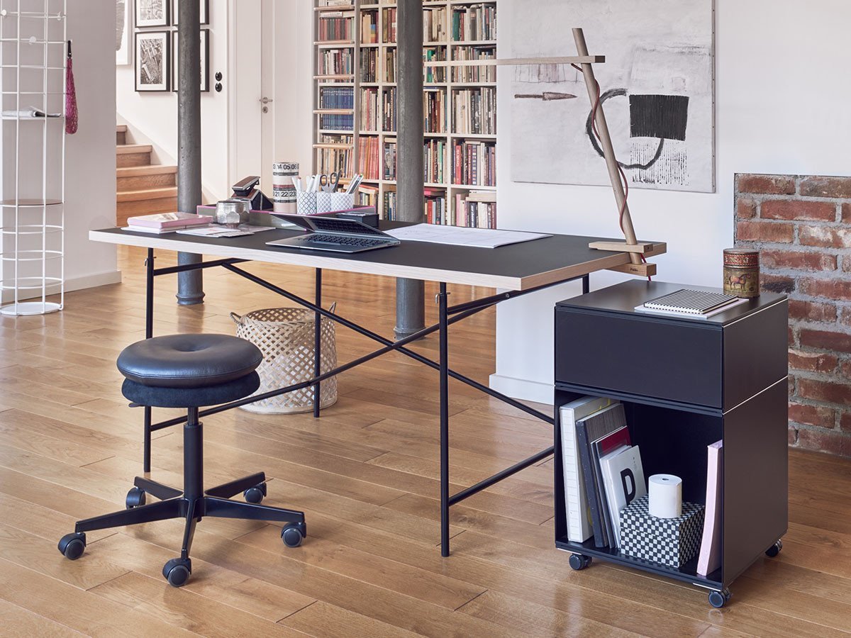 【リチャード ランパート/RICHARD LAMPERT / GOODS】のEiermann Table 1600 / アイアーマン テーブル 1600 リノリウムブラック 人気、トレンドファッション・服の通販 founy(ファニー) 　シンプル　Simple, Minimal　ダウン　Down, Puffer　テーブル　Table, Dining Table　デスク　Desk, Work Desk　フレーム　Frame, Outline　ボックス　Boxy, Box Shape　マグネット　Magnet, Magnetic Closure　送料無料　Free Shipping　おすすめ　Recommended / Our Picks　ホーム・キャンプ・アウトドア・お取り寄せ　Home Living / Home & Lifestyle / Camping Gear / Outdoor Camping　家具・インテリア　Home Furniture & Interior. Stylish & Functional Living Spaces　その他 インテリア雑貨、家具　Home Decor & Furniture Extras　other-2|ID: prp329100002248413 ipo3291000000031505694