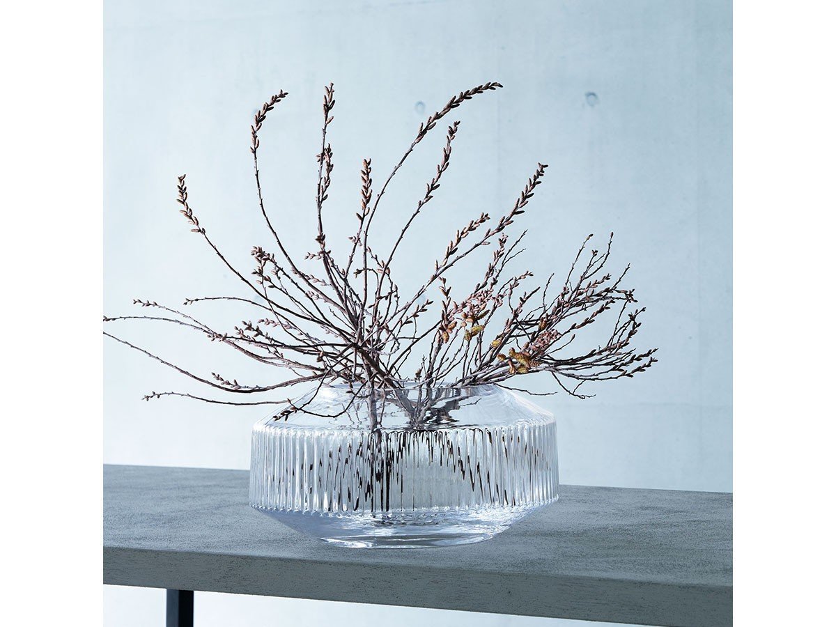 【エルエスエー インターナショナル/LSA international / GOODS】のROTUNDA WIDE VASE / ロタンダ ワイド ベース 人気、トレンドファッション・服の通販 founy(ファニー) 　送料無料　Free Shipping　テクスチャー　Texture　フラワー　Flower　モチーフ　Motif　ワイド　Wide　ホーム・キャンプ・アウトドア・お取り寄せ　Home,Garden,Outdoor,Camping Gear　家具・インテリア　Home Furniture & Interior. Stylish & Functional Living Spaces　その他 インテリア雑貨、家具　Furniture, Interior, Others　other-3|ID: prp329100002257015 ipo3291000000031505552