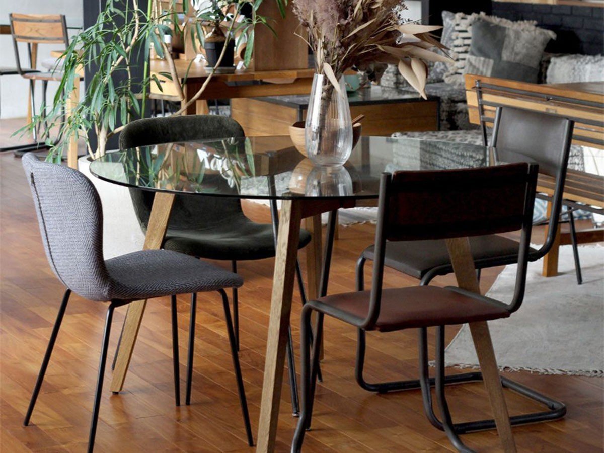 【アデペシュ/a.depeche / GOODS】のG-knot glass table 1200 round / Gノット ガラス テーブル 1200 ラウンド 人気、トレンドファッション・服の通販 founy(ファニー) 　ガラス　Glass, Glassware　シンプル　Simple, Minimal　テーブル　Table, Dining Table　バランス　Balance, Style Balance　ラウンド　Round, Round Neck　ワーク　Workwear, Utility Style　ホーム・キャンプ・アウトドア・お取り寄せ　Home Living / Home & Lifestyle / Camping Gear / Outdoor Camping　家具・インテリア　Home Furniture & Interior. Stylish & Functional Living Spaces　テーブル　Dining, Coffee & Side Tables　ダイニングテーブル・食卓テーブル　Dining Tables　other-5|ID: prp329100002262355 ipo3291000000031505500