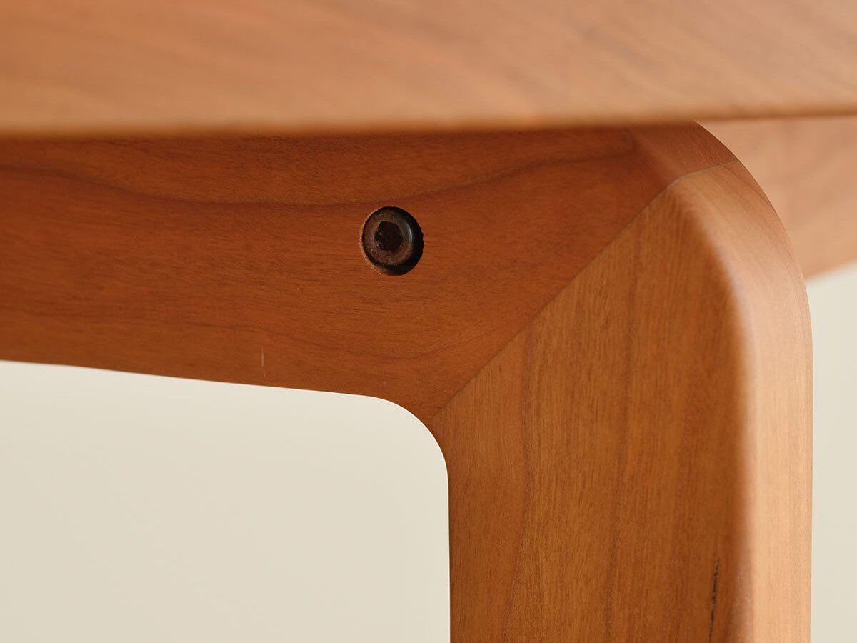 【フライミー ヴェール/FLYMEe vert / GOODS】のCOCCO CIRCLE DINING TABLE / コッコ サークルダイニングテーブル 098 人気、トレンドファッション・服の通販 founy(ファニー) 　送料無料　Free Shipping　オイル　Body Oil　コンパクト　Compact, Small Size　テーブル　Table, Dining Table　ラウンド　Round, Round Neck　ホーム・キャンプ・アウトドア・お取り寄せ　Home Living / Home & Lifestyle / Camping Gear / Outdoor Camping　家具・インテリア　Home Furniture & Interior. Stylish & Functional Living Spaces　テーブル　Dining, Coffee & Side Tables　ダイニングテーブル・食卓テーブル　Dining Tables　ホーム・キャンプ・アウトドア・お取り寄せ　Home Living / Home & Lifestyle / Camping Gear / Outdoor Camping　家具・インテリア　Home Furniture & Interior. Stylish & Functional Living Spaces　テーブル　Dining, Coffee & Side Tables　カフェテーブル・丸型テーブル　Cafe & Bistro Tables　other-6|ID: prp329100002285423 ipo3291000000031505392