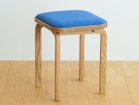 【フライミー ヴェール/FLYMEe vert / GOODS】のCOCCO STOOL / コッコ スツール クッション張地:ラムース マリンブルー(ランク4)、ウッド:オーク|ID: prp329100002285439 ipo3291000000028447066