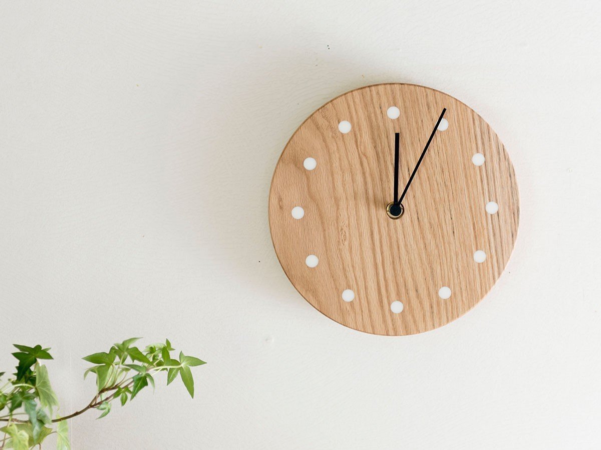 【北の住まい設計社/KITANOSUMAISEKKEISHA / GOODS】のWall Clock Round / ウォールクロック ラウンド インテリア・キッズ・メンズ・レディースファッション・服の通販 founy(ファニー) 　オイル　Oil　時計　Clock　ラウンド　Round　送料無料　Free Shipping　ホーム・キャンプ・アウトドア・お取り寄せ　Home,Garden,Outdoor,Camping Gear　家具・インテリア　Furniture　その他 インテリア雑貨、家具　Furniture, Interior, Others　ウッド:ナラ(オイル仕上)|ID: prp329100002286813 ipo3291000000032087390