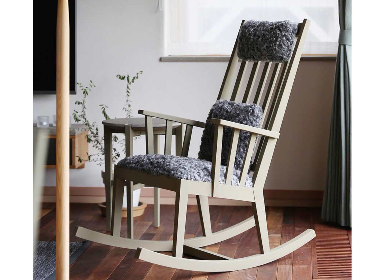【北の住まい設計社/KITANOSUMAISEKKEISHA / GOODS】のM-chair Rocking / エムチェア ロッキング インテリア・キッズ・メンズ・レディースファッション・服の通販 founy(ファニー) 　クッション　Cushion, Throw Pillow　ファブリック　Fabric, Textile　フェザー　Feather, Feather Detail　フェルト　Felt, Felt Fabric　フレーム　Frame, Outline　リネン　Linen, Linen Fabric　ホーム・キャンプ・アウトドア・お取り寄せ　Home Living / Home & Lifestyle / Camping Gear / Outdoor Camping　家具・インテリア　Home Furniture & Interior. Stylish & Functional Living Spaces　チェア・椅子　Seating & Chairs　ロッキングチェア・ゆりかご椅子　Rocking Chairs & Gliders　張地:フレーム:アースグリーン(エッグテンペラ塗装)|ID: prp329100002286814 ipo3291000000032087379