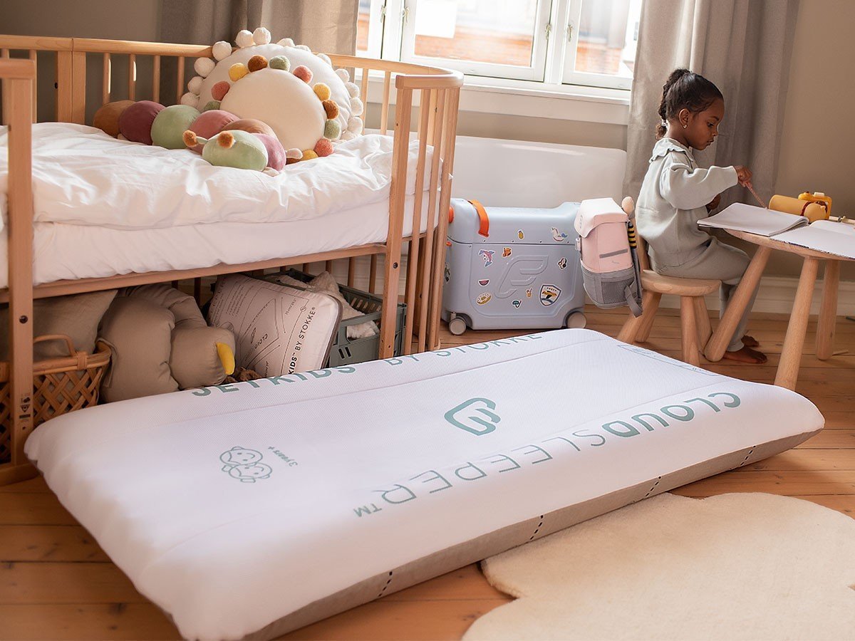 【ストッケ/STOKKE / GOODS】のJETKIDS BY STOKKE CLOUD SLEEPER / ジェットキッズ BY ストッケ クラウドスリーパー 人気、トレンドファッション・服の通販 founy(ファニー) 　洗える　Washable　コンパクト　Compact　軽量　Lightweight　セットアップ　Set Up　ダブル　Double　トラベル　Travel　ドット　Dot　ベスト　Vest　ベビー　Baby　ボックス　Box　メッシュ　Mesh　送料無料　Free Shipping　旅行　Travel　ホーム・キャンプ・アウトドア・お取り寄せ　Home,Garden,Outdoor,Camping Gear　家具・インテリア　Furniture　キッズ家具　Kids' Furniture　ベビーベッド・子供用ベッド・二段ベッド　Crib/Children's Bed/Bunk Bed　other-5|ID: prp329100002299730 ipo3291000000031505170