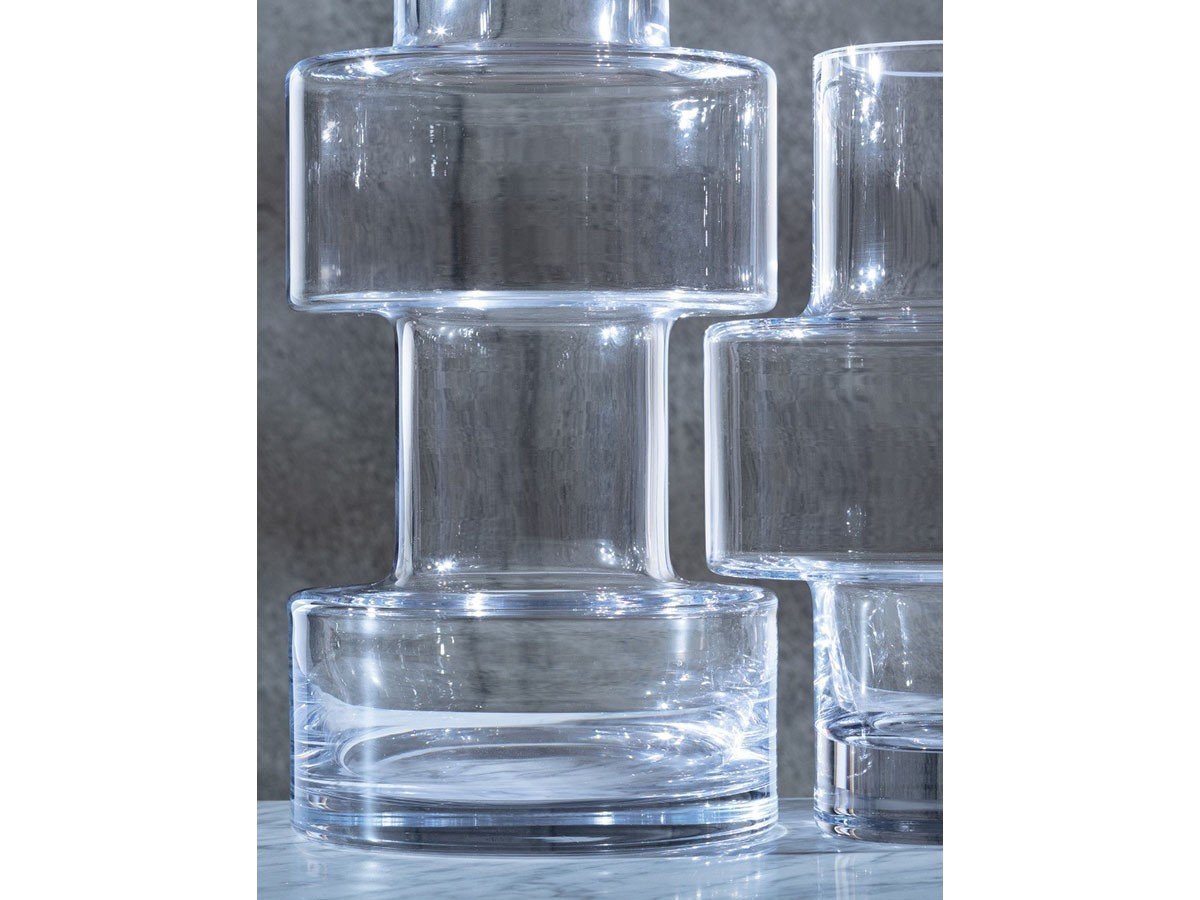 【エルエスエー インターナショナル/LSA international / GOODS】のMETROPOLE VASE / メトロポール ベース 高さ33cm 人気、トレンドファッション・服の通販 founy(ファニー) 　送料無料　Free Shipping　コレクション　Collection　シンプル　Simple　フォルム　Form　フラット　Flat　フラワー　Flower　モダン　Modern　ホーム・キャンプ・アウトドア・お取り寄せ　Home,Garden,Outdoor,Camping Gear　家具・インテリア　Home Furniture & Interior. Stylish & Functional Living Spaces　その他 インテリア雑貨、家具　Furniture, Interior, Others　other-6|ID: prp329100002321991 ipo3291000000031504491