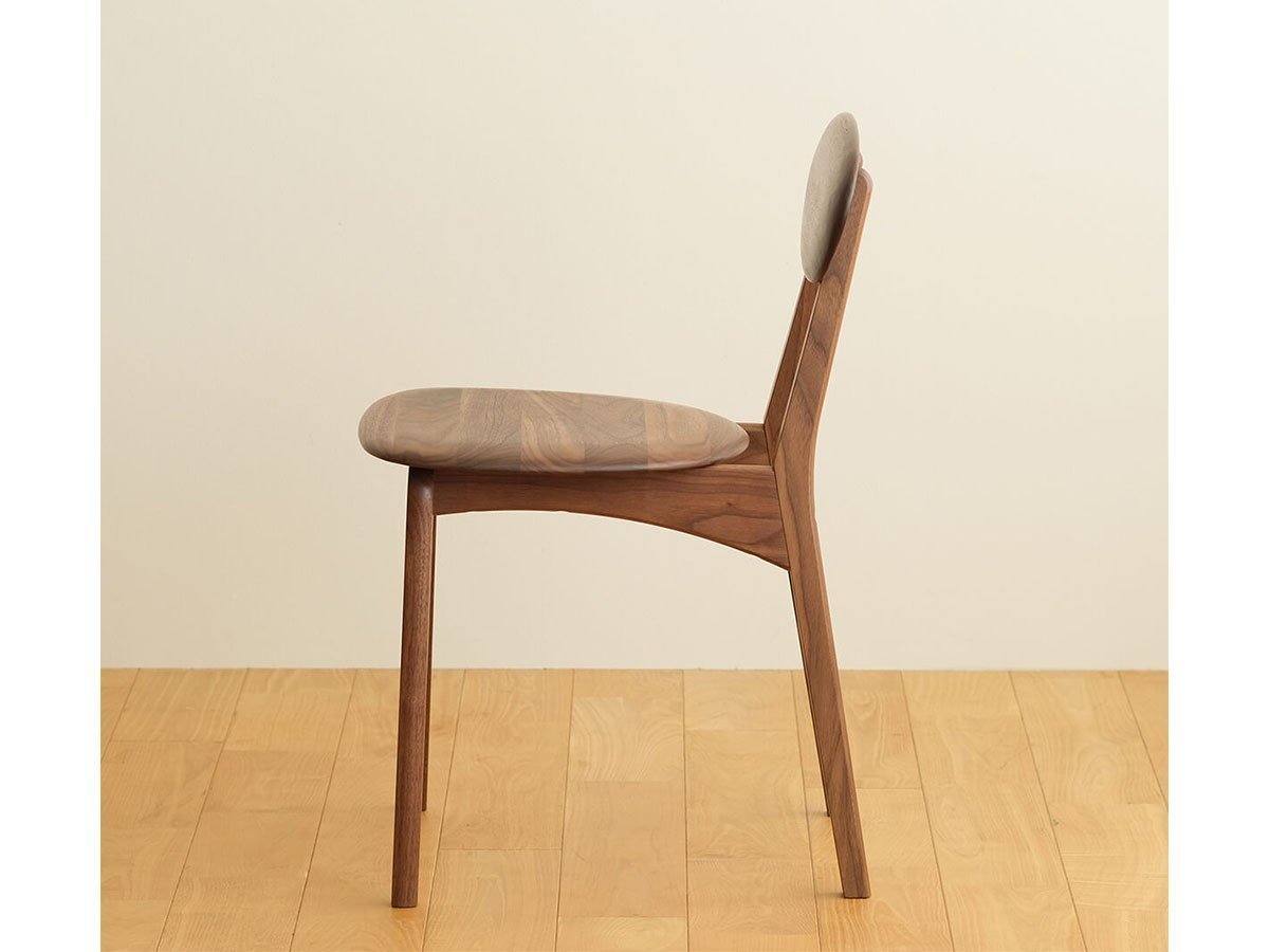 【フライミー ヴェール/FLYMEe vert / GOODS】のLISCIO SIDE CHAIR / リッショ サイドチェア インテリア・キッズ・メンズ・レディースファッション・服の通販 founy(ファニー) 　送料無料　Free Shipping　オイル　Body Oil　ホーム・キャンプ・アウトドア・お取り寄せ　Home Living / Home & Lifestyle / Camping Gear / Outdoor Camping　家具・インテリア　Home Furniture & Interior. Stylish & Functional Living Spaces　チェア・椅子　Seating & Chairs　ダイニングチェア・木製チェア　Dining Chairs　ウッド:ウォールナット|ID: prp329100002328854 ipo3291000000033617427
