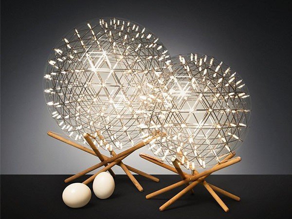 【モーイ/moooi / GOODS】のRaimond 2 Tensegrity Floor Lamp R61 / レイモンド 2 テンセグリティ フロアランプ R61 インテリア・キッズ・メンズ・レディースファッション・服の通販 founy(ファニー) 　送料無料　Free Shipping　スタンド　Stand Collar, Upright Stand　ホーム・キャンプ・アウトドア・お取り寄せ　Home Living / Home & Lifestyle / Camping Gear / Outdoor Camping　家具・インテリア　Home Furniture & Interior. Stylish & Functional Living Spaces　ライト・照明　Lamps & Lighting Fixtures　フロアランプ・スタンドライト　Floor Lamp / Standing Lamp　左:サイズ違いの「R89」、右:本商品|ID: prp329100002408842 ipo3291000000034442885