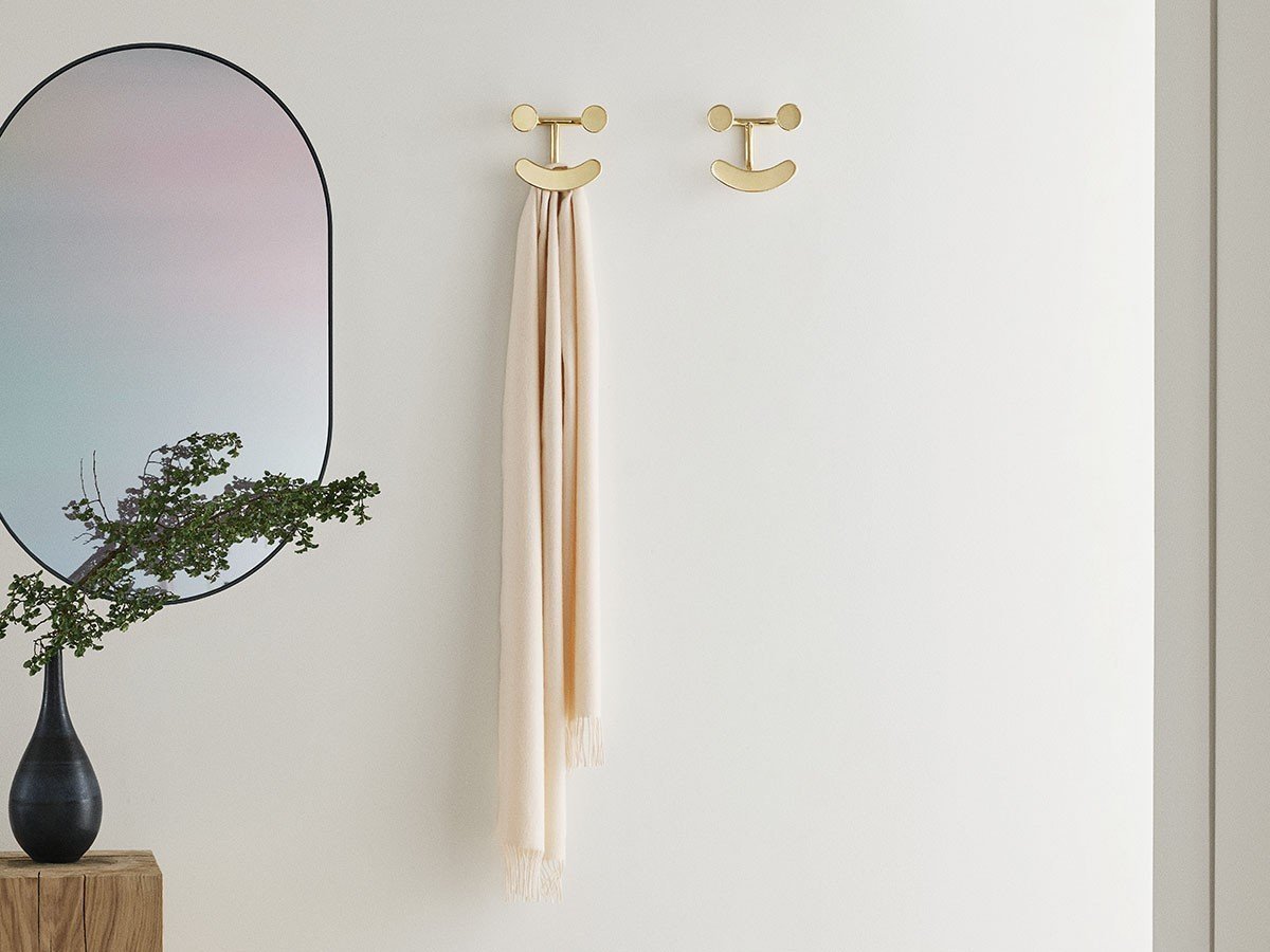 【フリッツ ハンセン/FRITZ HANSEN / GOODS】のMIRROR OVAL / ミラー オーバル 人気、トレンドファッション・服の通販 founy(ファニー) 　送料無料　Free Shipping　イエロー　Yellow　オーバル　Oval Design　グラフィック　Graphic, Graphic Design　ハンド　Hand, Handmade　プリント　Print, Printed Pattern　プレート　Plate, Dish　ローズ　Rose, Rose Motif　ホーム・キャンプ・アウトドア・お取り寄せ　Home Living / Home & Lifestyle / Camping Gear / Outdoor Camping　家具・インテリア　Home Furniture & Interior. Stylish & Functional Living Spaces　ミラー・ドレッサー　Mirrors & Dressers　壁掛けミラー・全身鏡・スタンドミラー　Wall Mirror　ホーム・キャンプ・アウトドア・お取り寄せ　Home Living / Home & Lifestyle / Camping Gear / Outdoor Camping　家具・インテリア　Home Furniture & Interior. Stylish & Functional Living Spaces　ミラー・ドレッサー　Mirrors & Dressers　ドレッサー・ミラー付き化粧台　Vanity Table for Bedroom　other-5|ID: prp329100002423047 ipo3291000000031503342